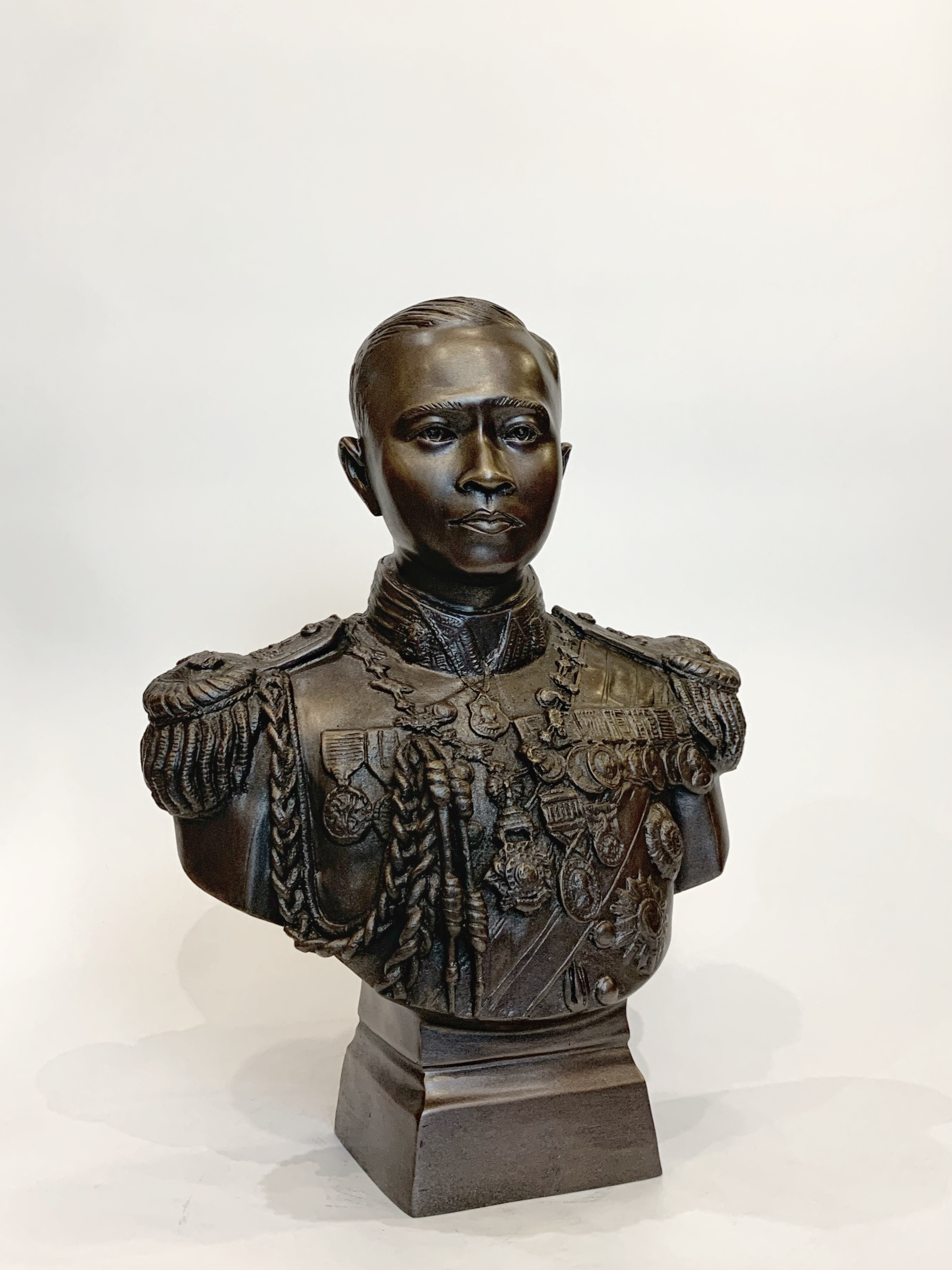 เสด็จเตี่ยกรมหลวงชุมพร ครึ่งพระองค์