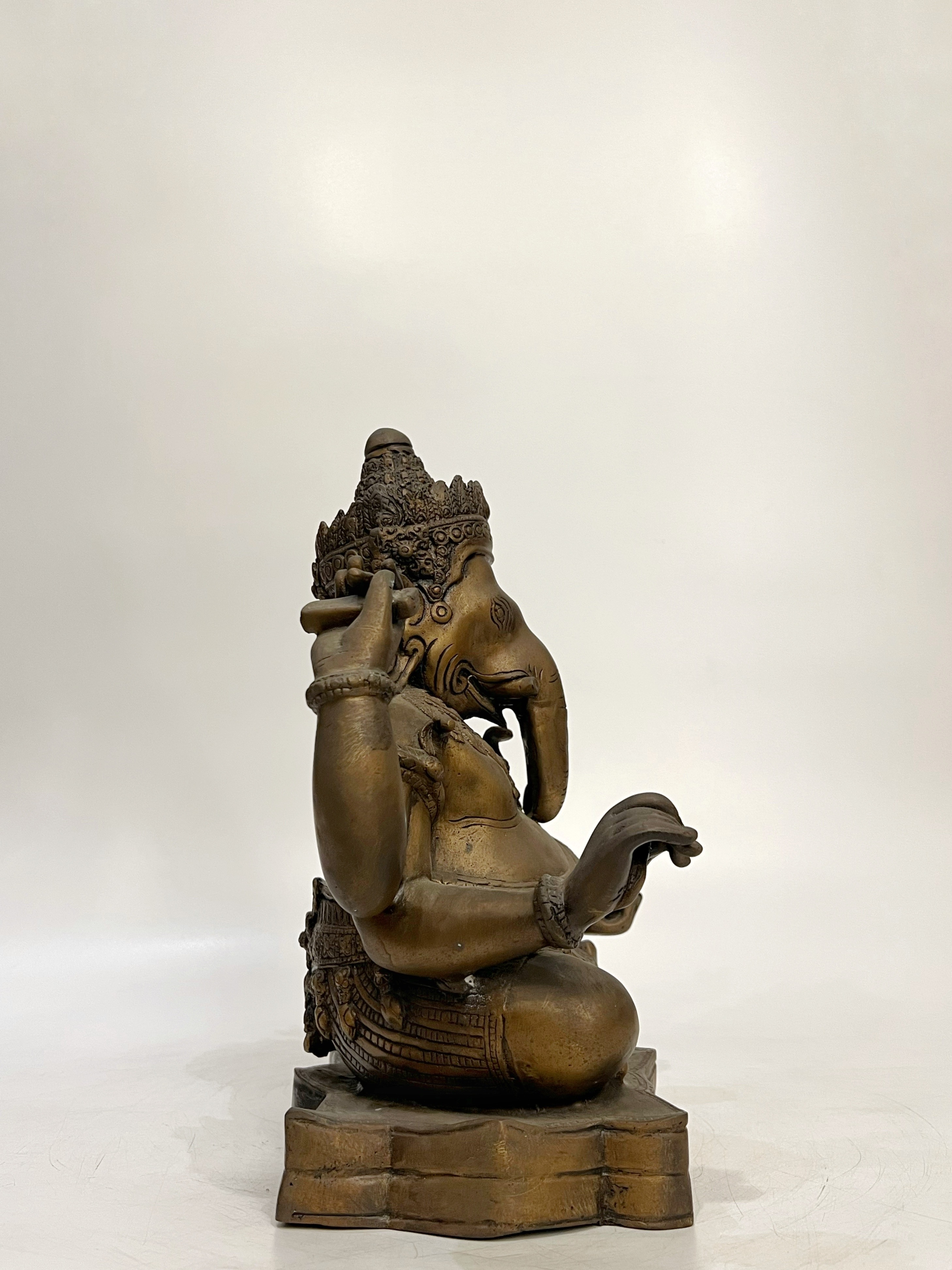 พระพิฆเนศ หน้าตัก 9 นิ้ว