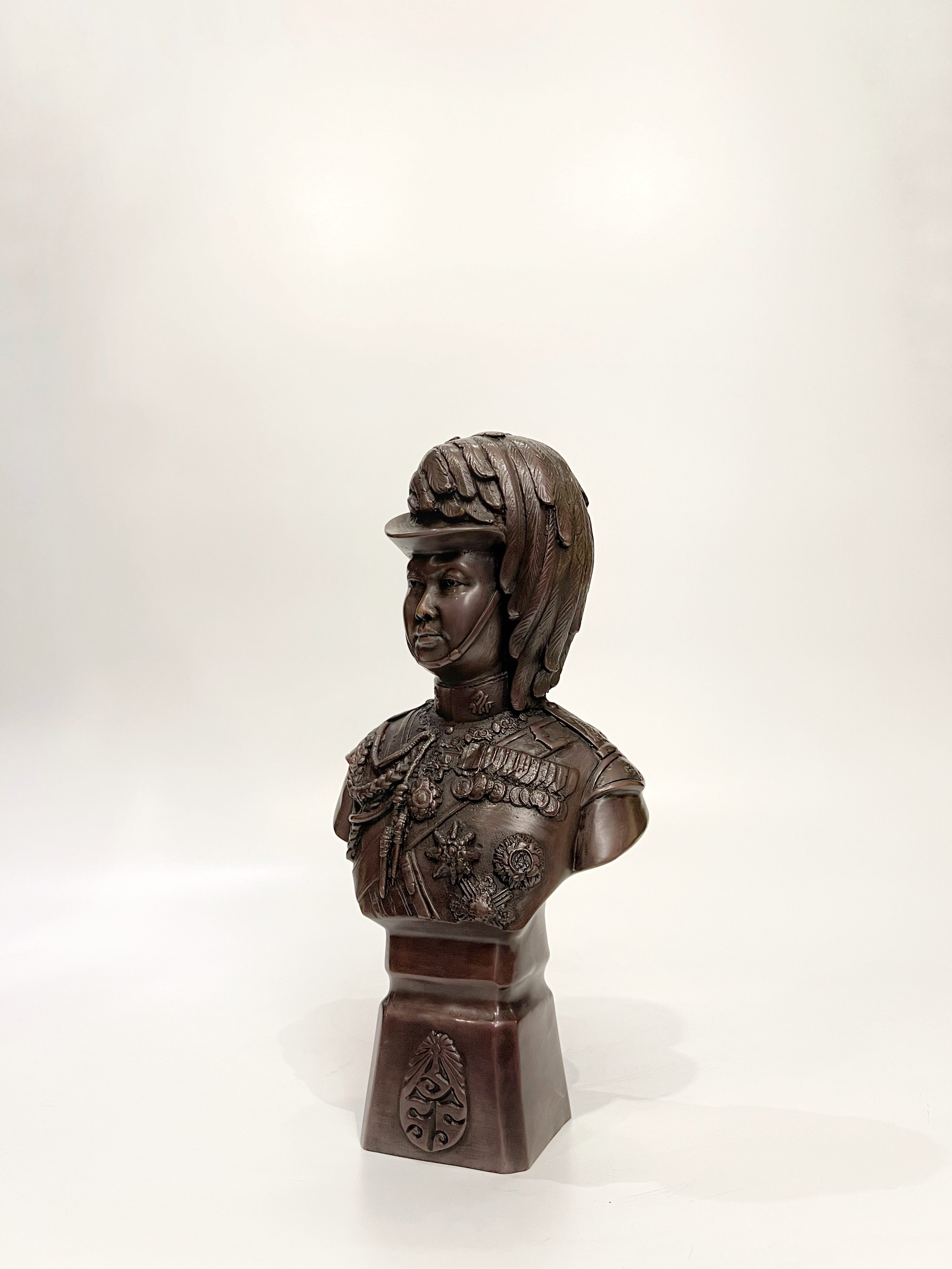 รัชกาลที่ 6 ครึ่งพระองค์