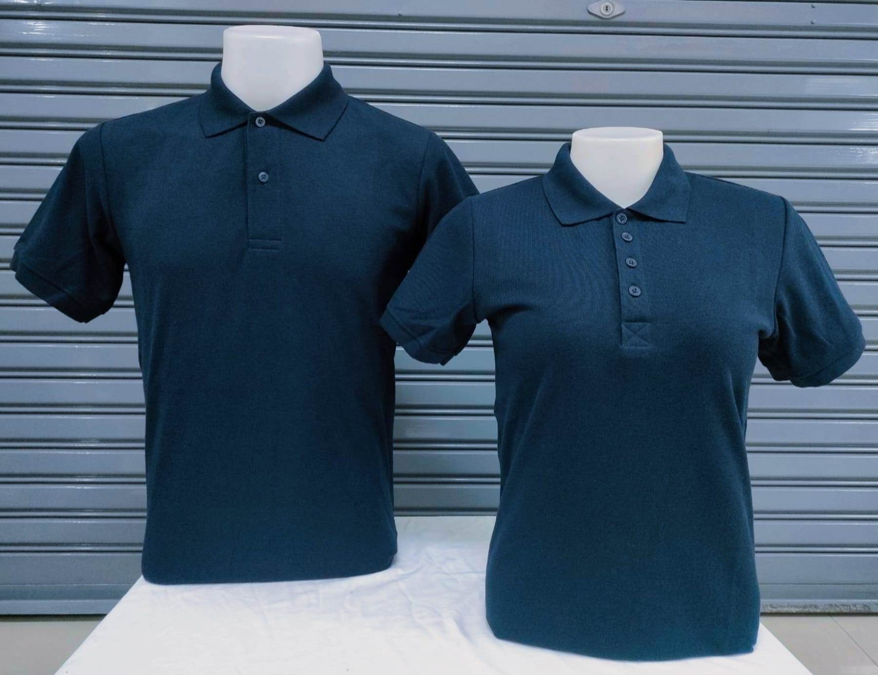 เสื้อโปโลสีกรมท่า