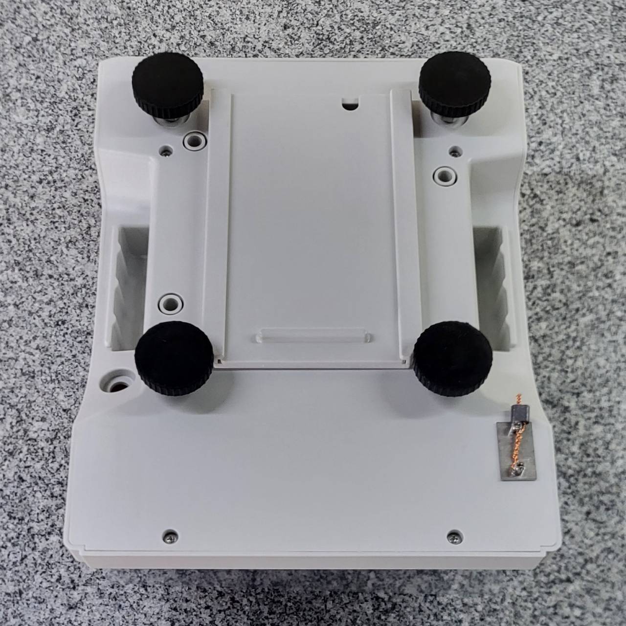 เครื่องชั่งดิจิตอลกันน้ำ 30 kg. ค่าละเอียด 5 g.