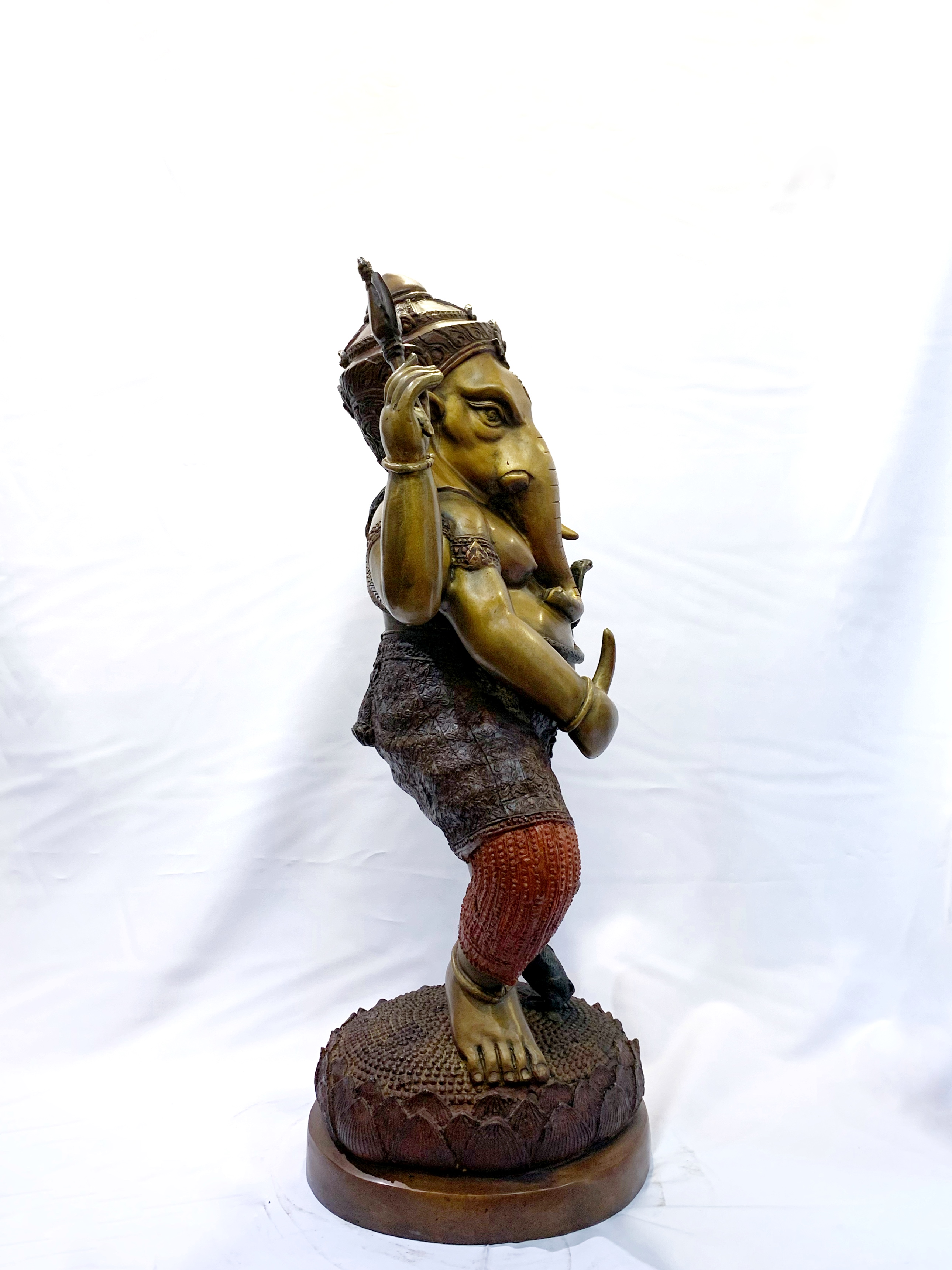 พระพิฆเนศ ปางลีลา หน้าตัก 16 นิ้ว