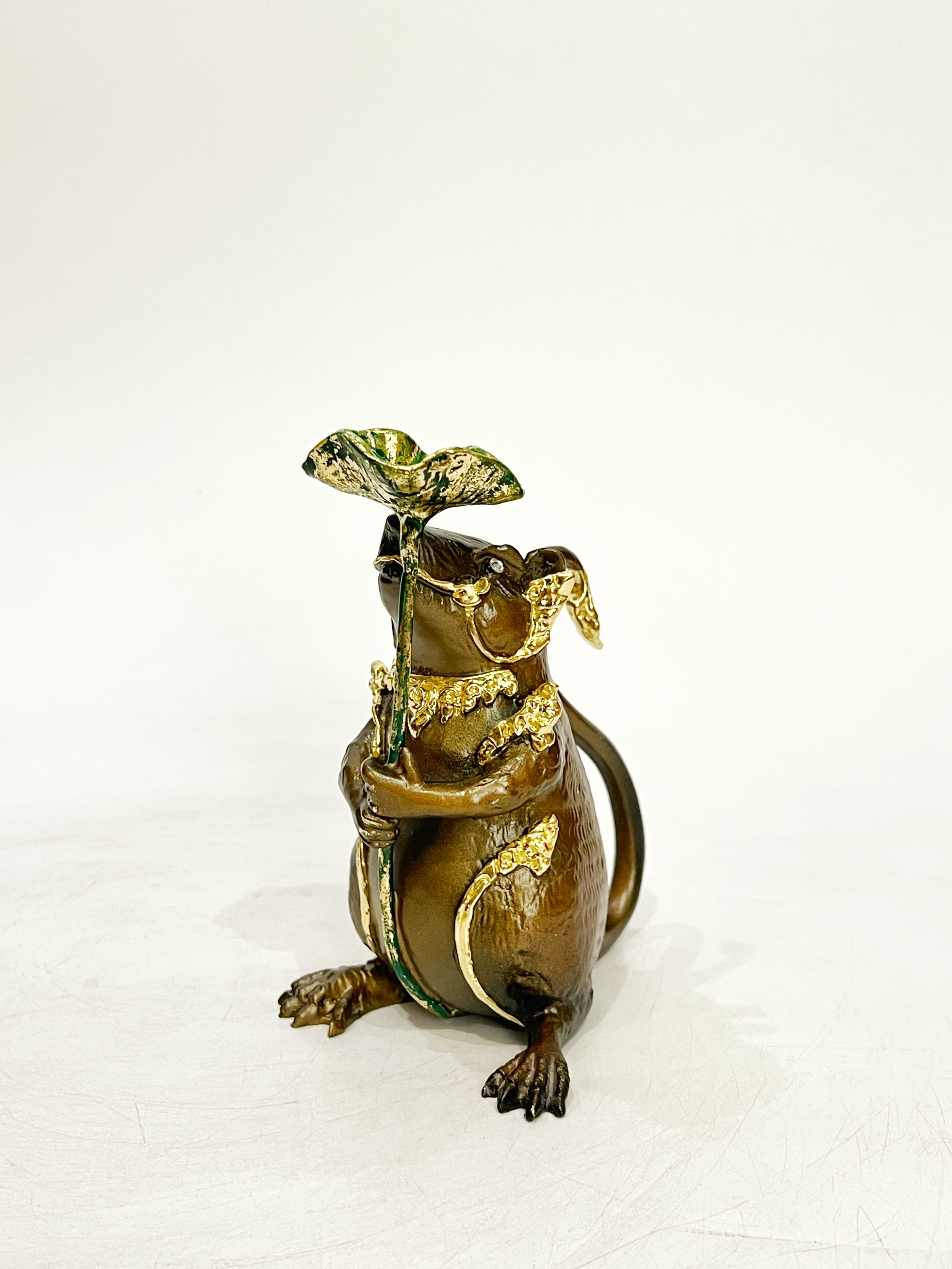 หนูมุสิกะ (ถือใบบัว วางกำยาน)