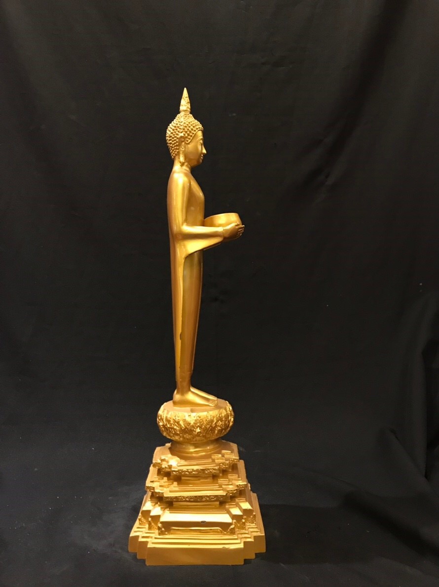 หลวงพ่อวัดบ้านแหลม หน้าตัก 9 นิ้ว