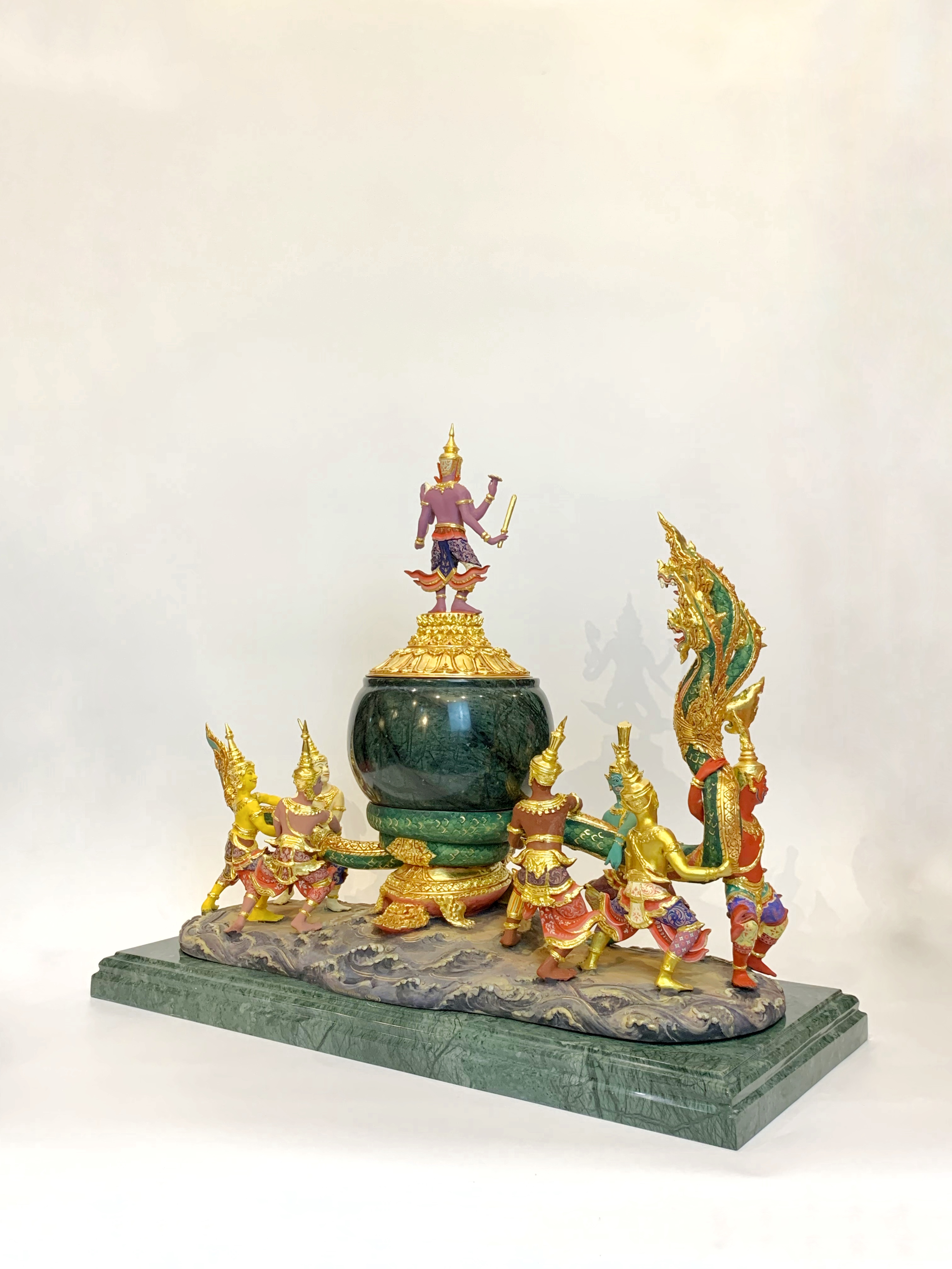 ครอบน้ำอมฤต พระนารายณ์กวนเกษียรสมุทร พร้อมฐานหินอ่อน