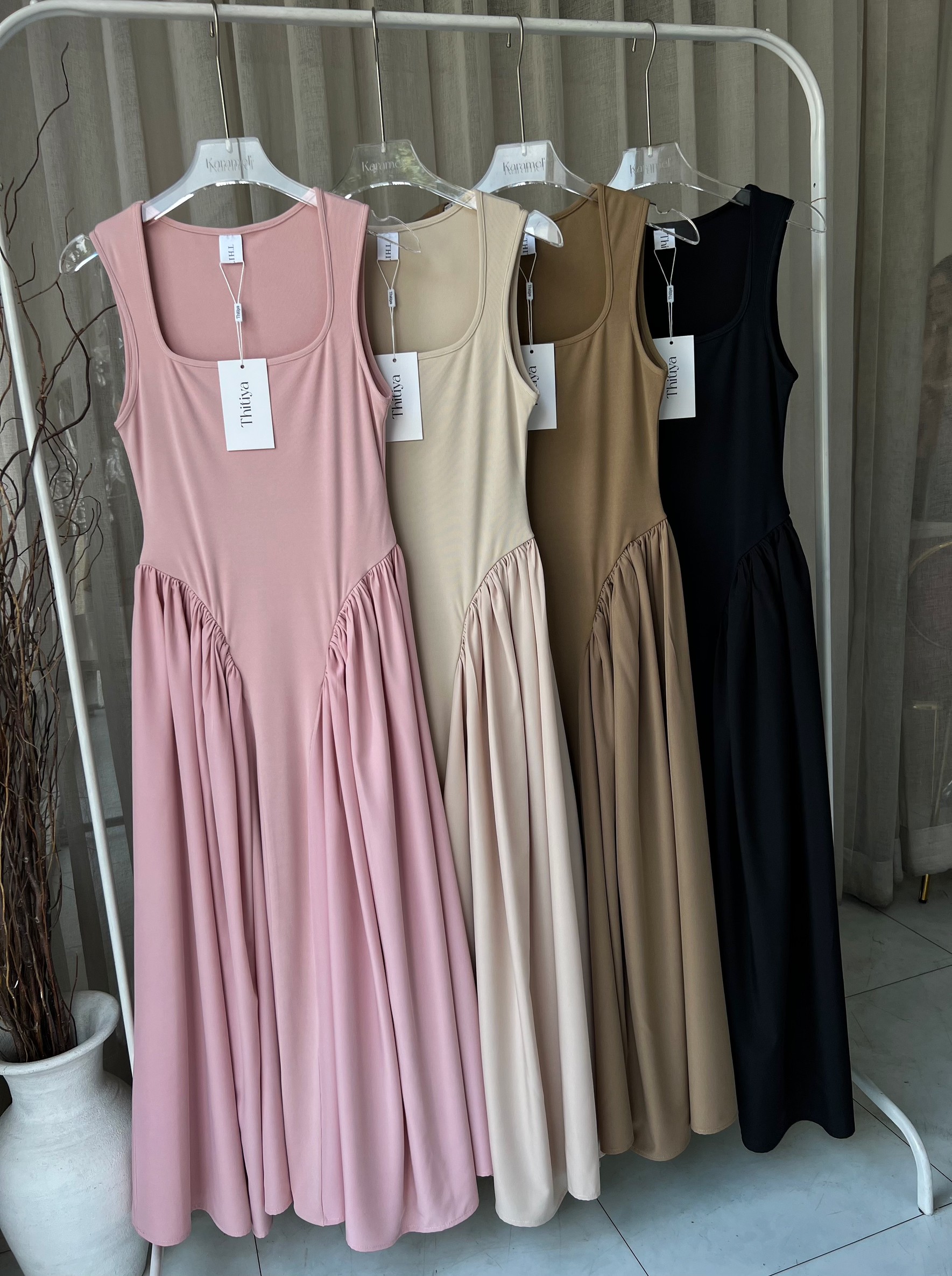 #5136 MJ Dress เดรสmidi ที่ดีไซน์สวยม้ากก ความยาวกำลังสวย ผ้าช่วงตัวมีความยืด thitiya