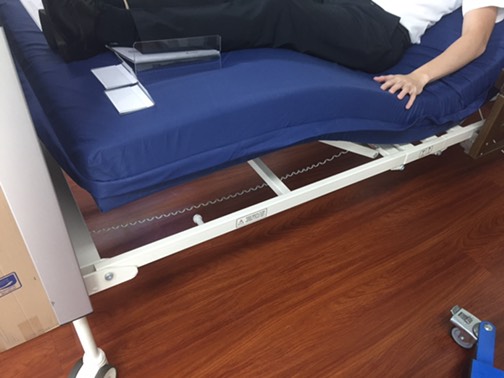 ที่นอนโฟมป้องกันแผลกดทับ แบรนด์ Funke Medical รุ่น Hyper Foam 2 ที่นอนโฟมพิเศษ 3 ชั้น ของแท้ รับประกันชั้นโฟมศูนย์ไทย 5 ปี แบรนด์จากประเทศเยอรมัน รุ่น TOP + แถมฟรี ตลับใส่เม็ดยา (Best Seller)