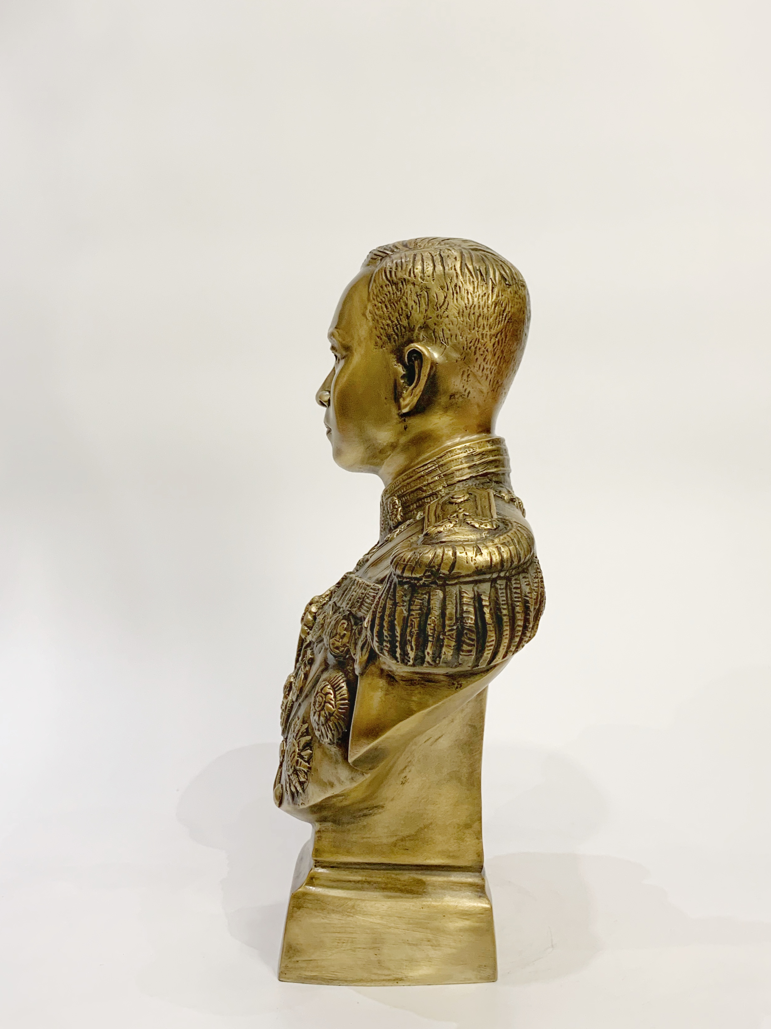 เสด็จเตี่ยกรมหลวงชุมพร ครึ่งพระองค์