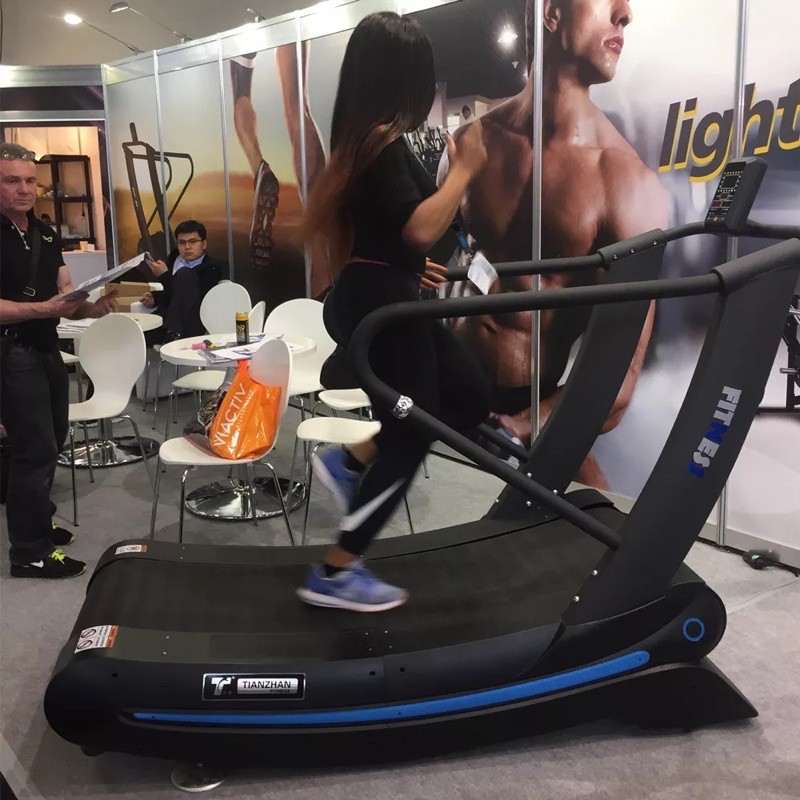 ลู่วิ่งไม่ใช้มอเตอร์WORLD MASTER Curve Treadmill