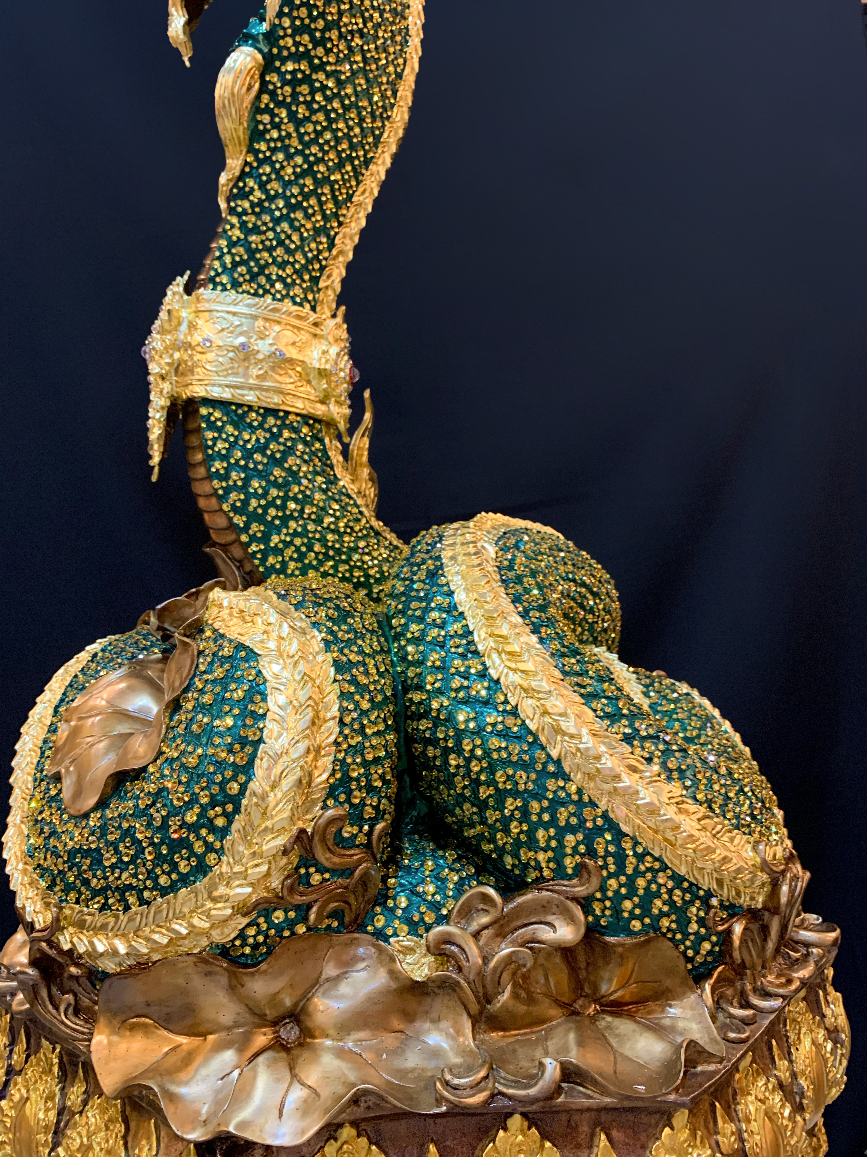 พญานาค สูง 149 cm.