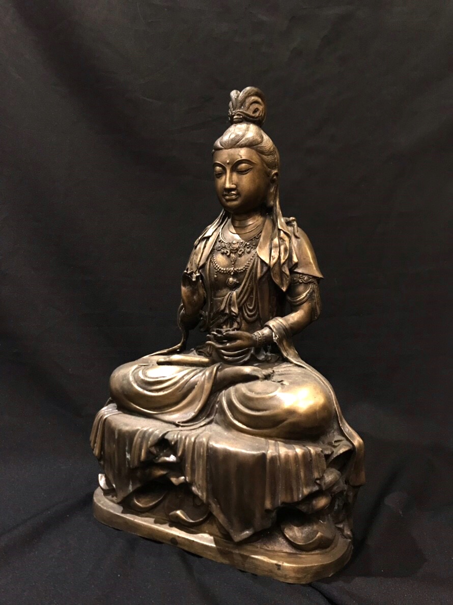 พระโพธิสัตว์กวนอิม หน้าตัก 9 นิ้ว