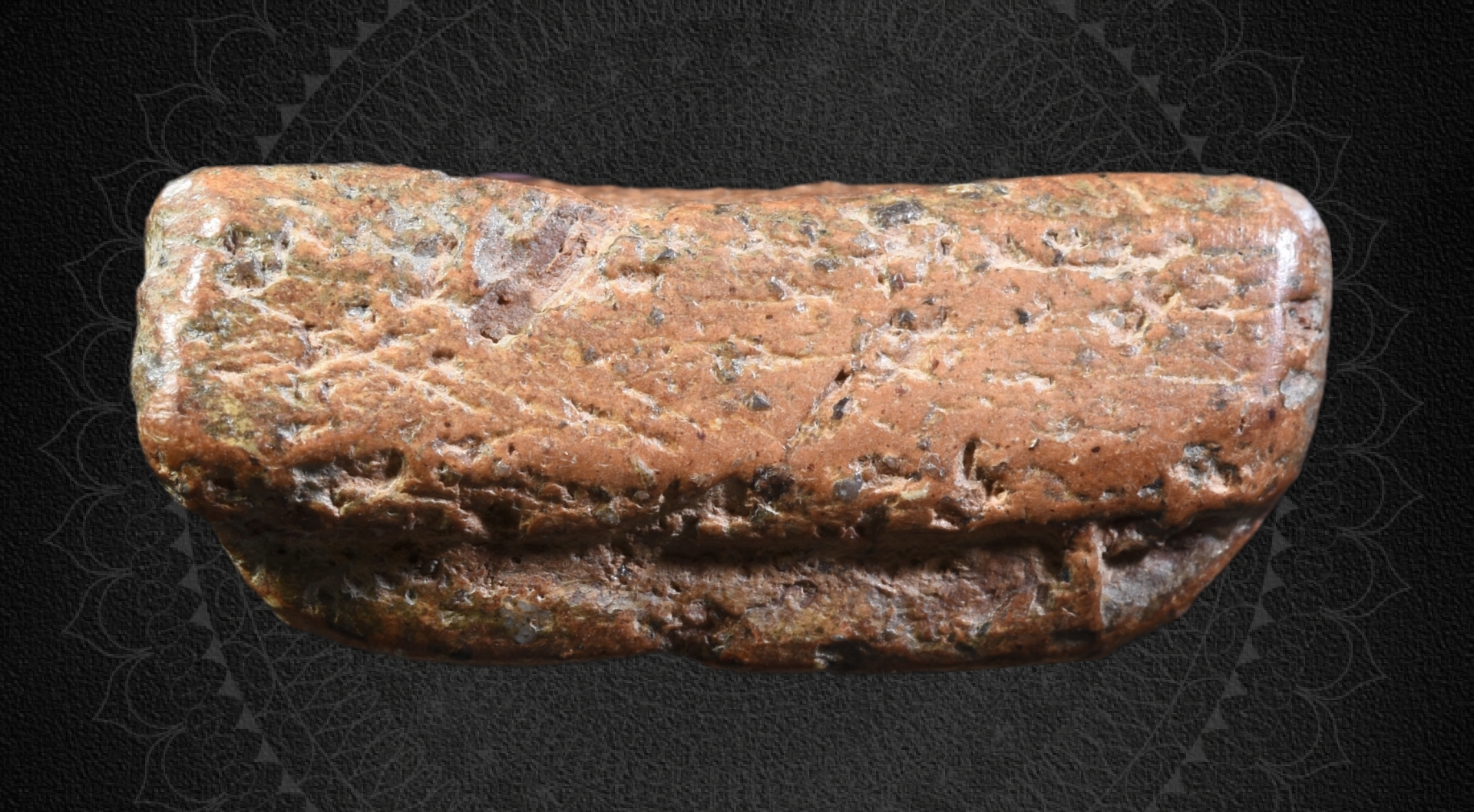 พระนางพญา พิมพ์เข่าตรง