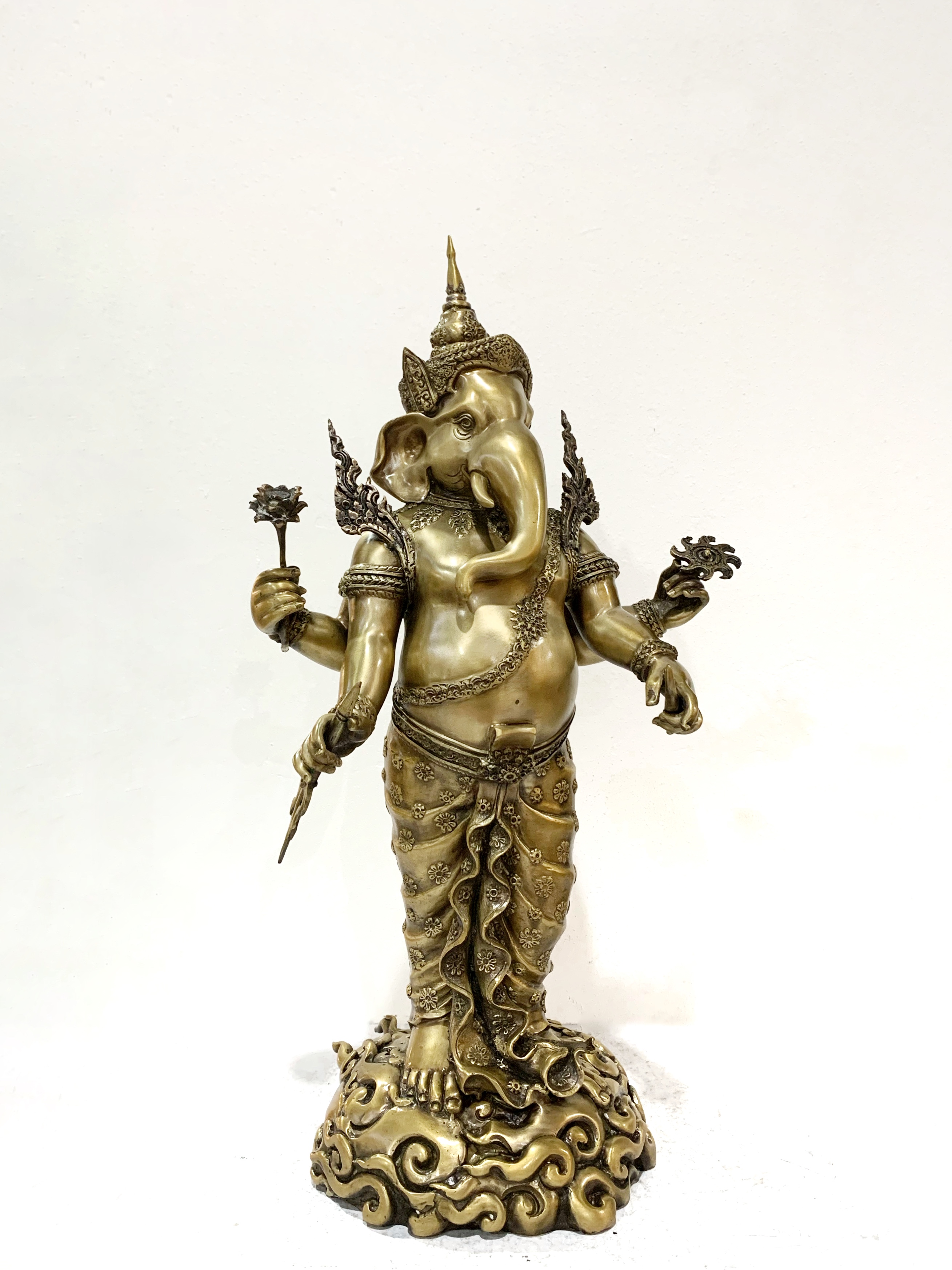 พระพิฆเนศ ปางเหนือเมฆ หน้าตัก 9 นิ้ว