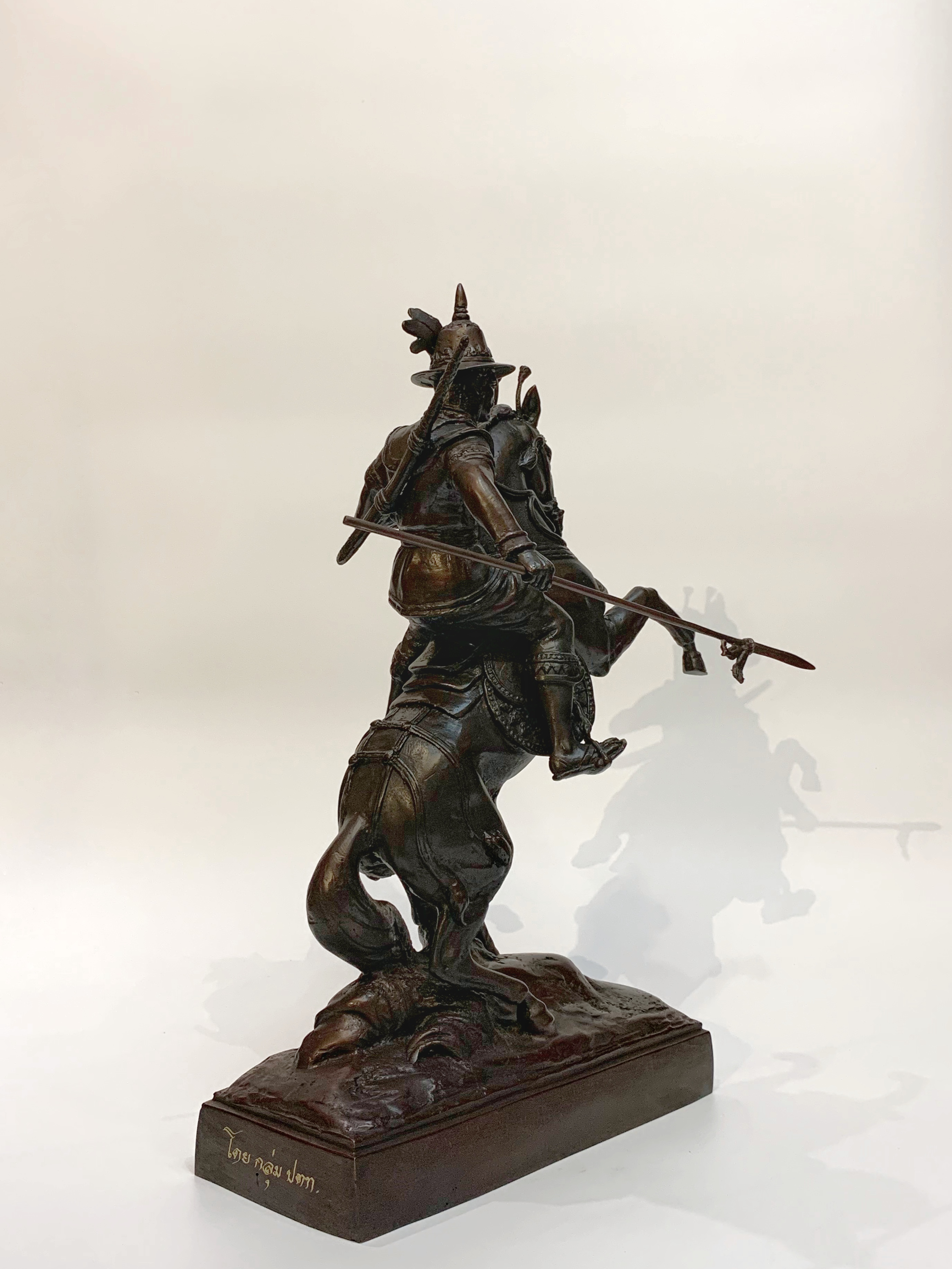 พระเจ้าตากสินมหาราช ทรงม้าศึก หน้าตัก 5 นิ้ว