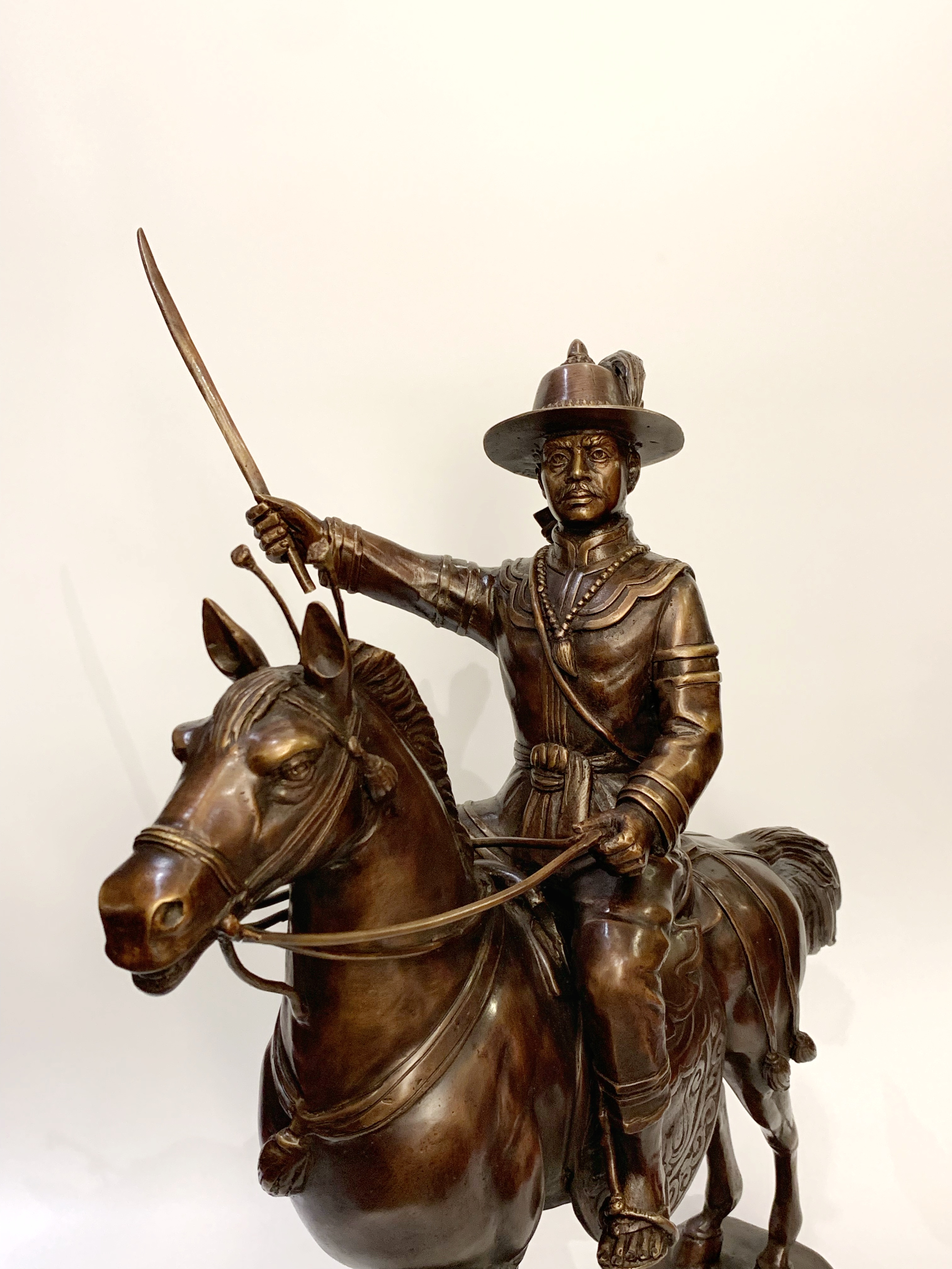 พระเจ้าตากสินมหาราช ทรงม้า หน้าตัก 9 นิ้ว