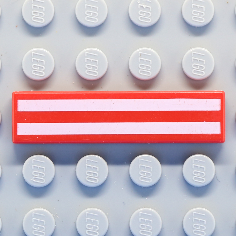 Tile 1 x 4 with White Horizontal Stripes Pattern