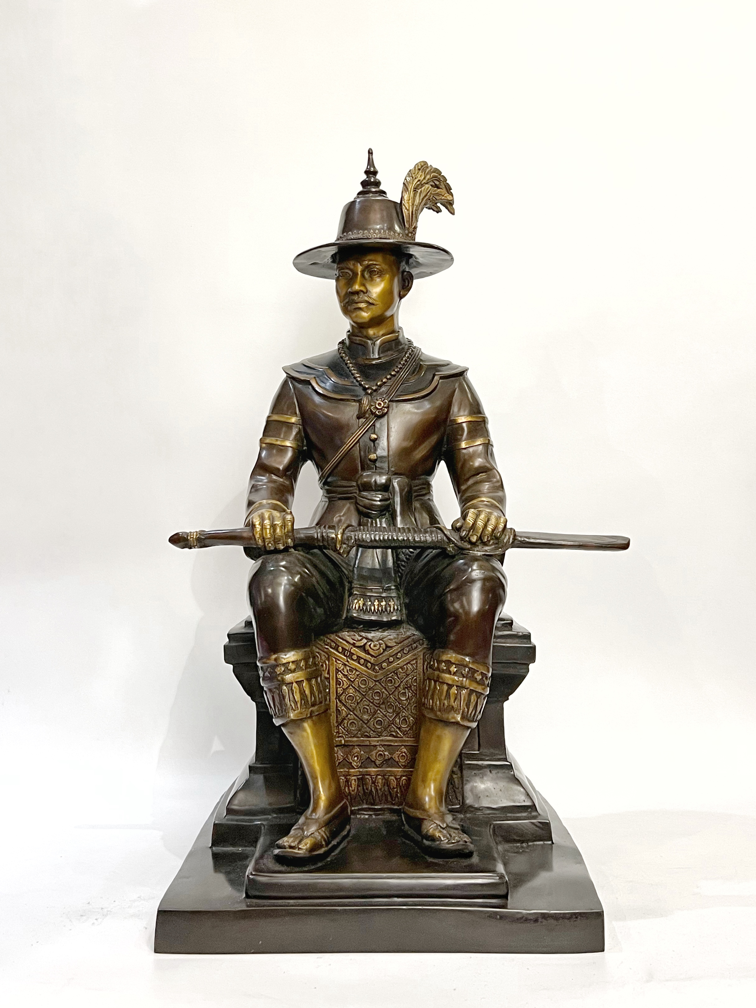 สมเด็จพระเจ้าตากสินมหาราช นั่งบัลลังก์ หน้าตัก 14 นิ้ว