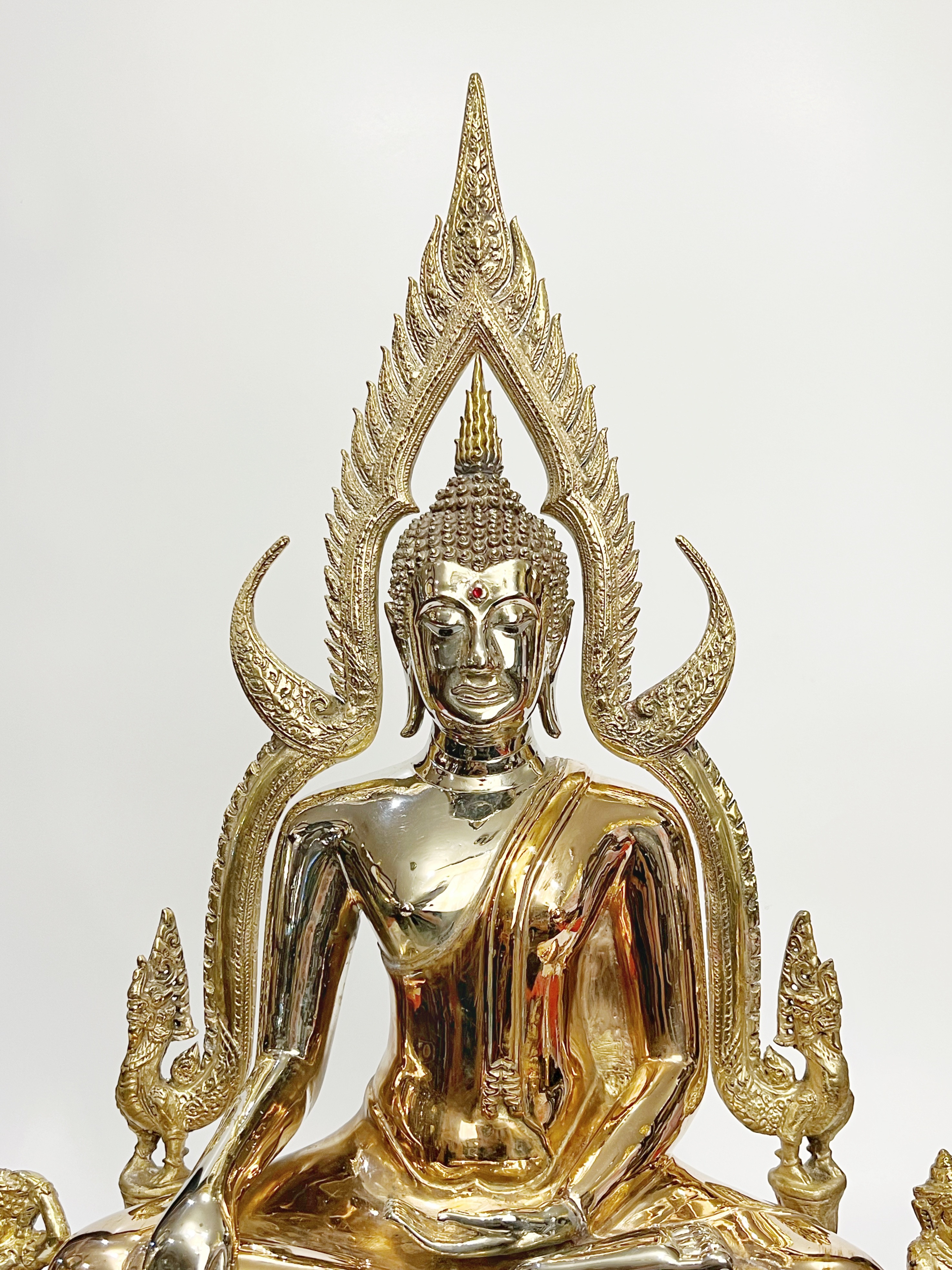 พระพระพุทธชินราชจำลอง รุ่น 666 ปี ทวีโชค หน้าตัก 9 นิ้ว หมายเลข 56