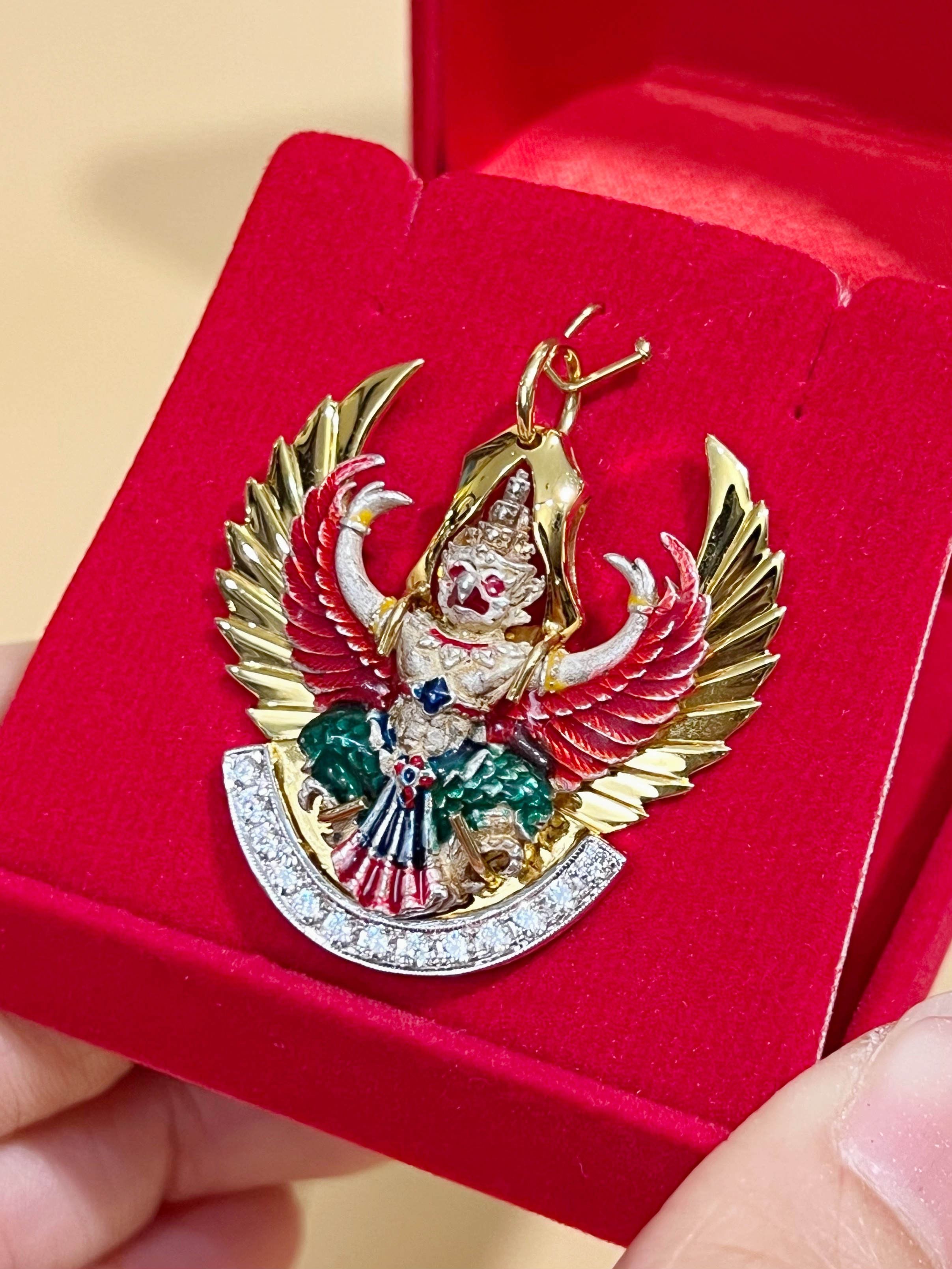 พญาครุฑ รุ่น 9หน้ามหาเศรษฐี(พิมพ์ใหญ่)