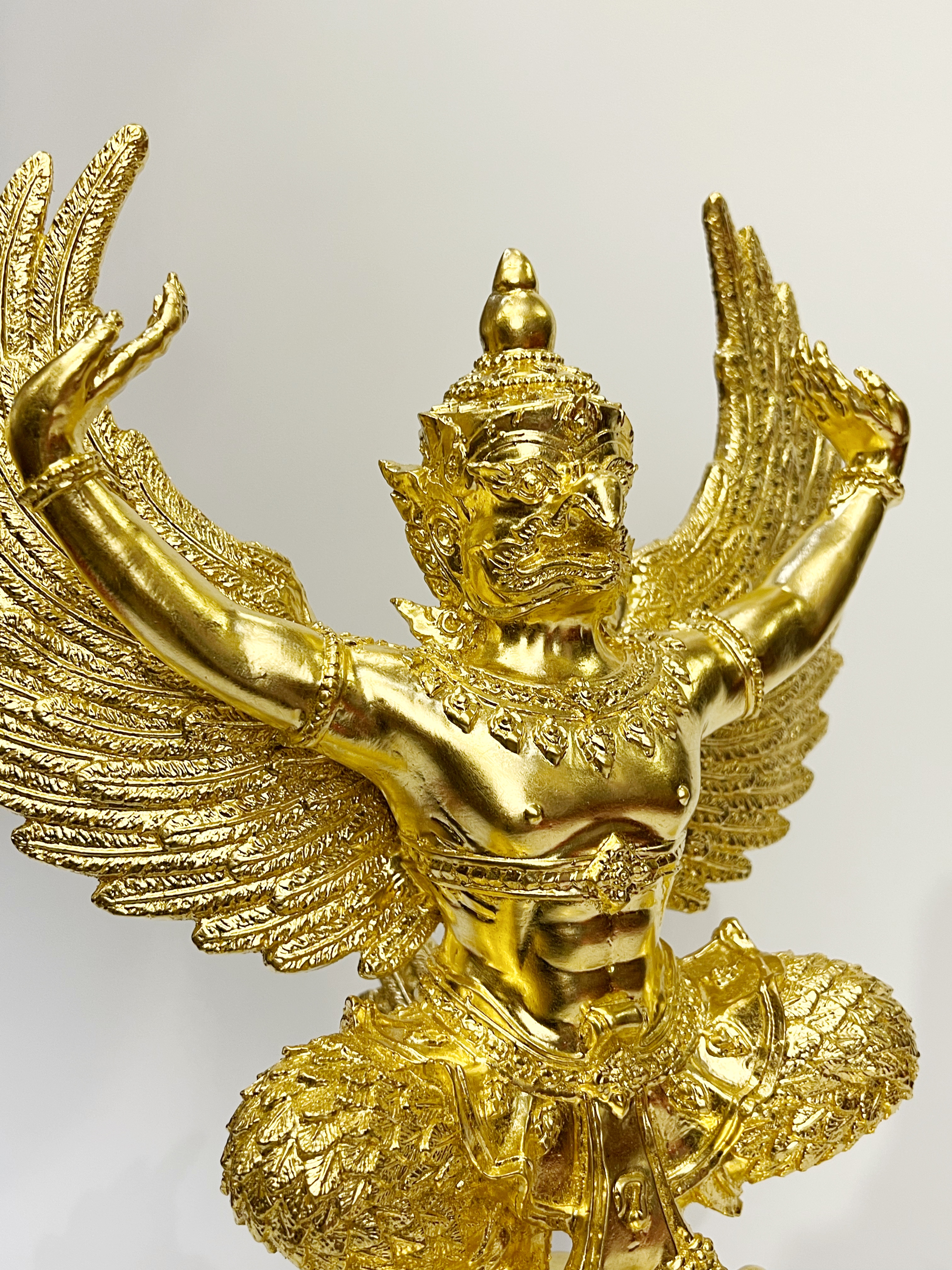 พญาครุฑ รุ่น เจริญพร (องค์บูชาพิมพ์ใหญ่)