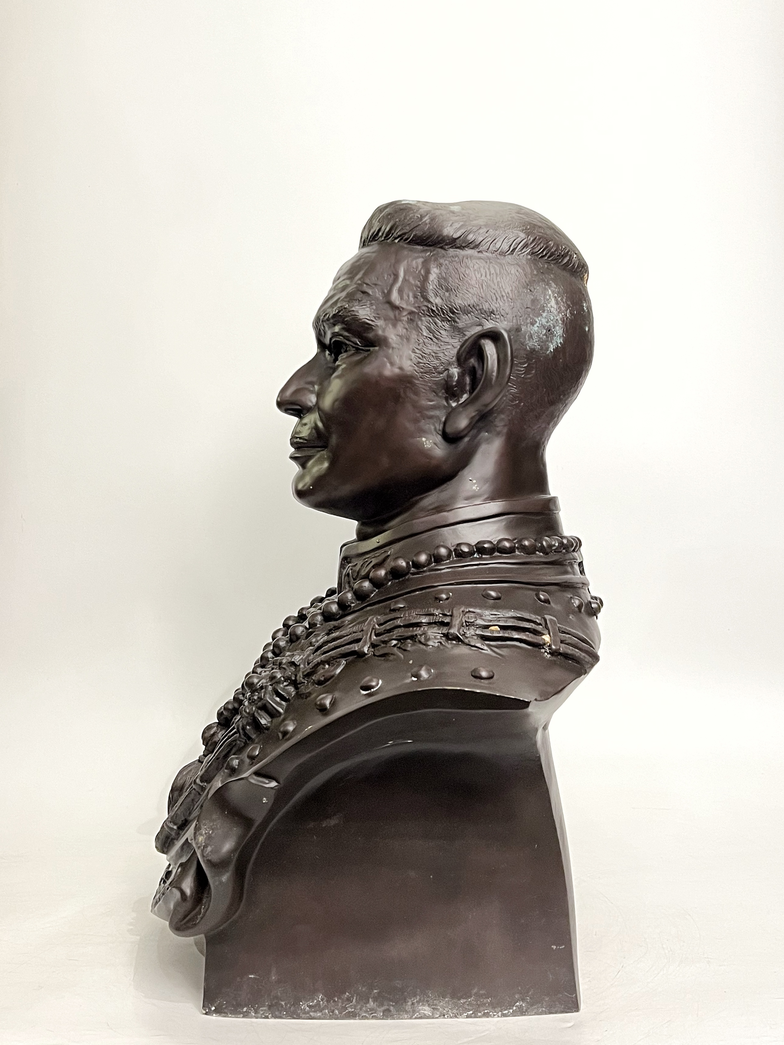 พระเจ้าตากสินมหาราช ครึ่งพระองค์ ขนาดเท่าจริง