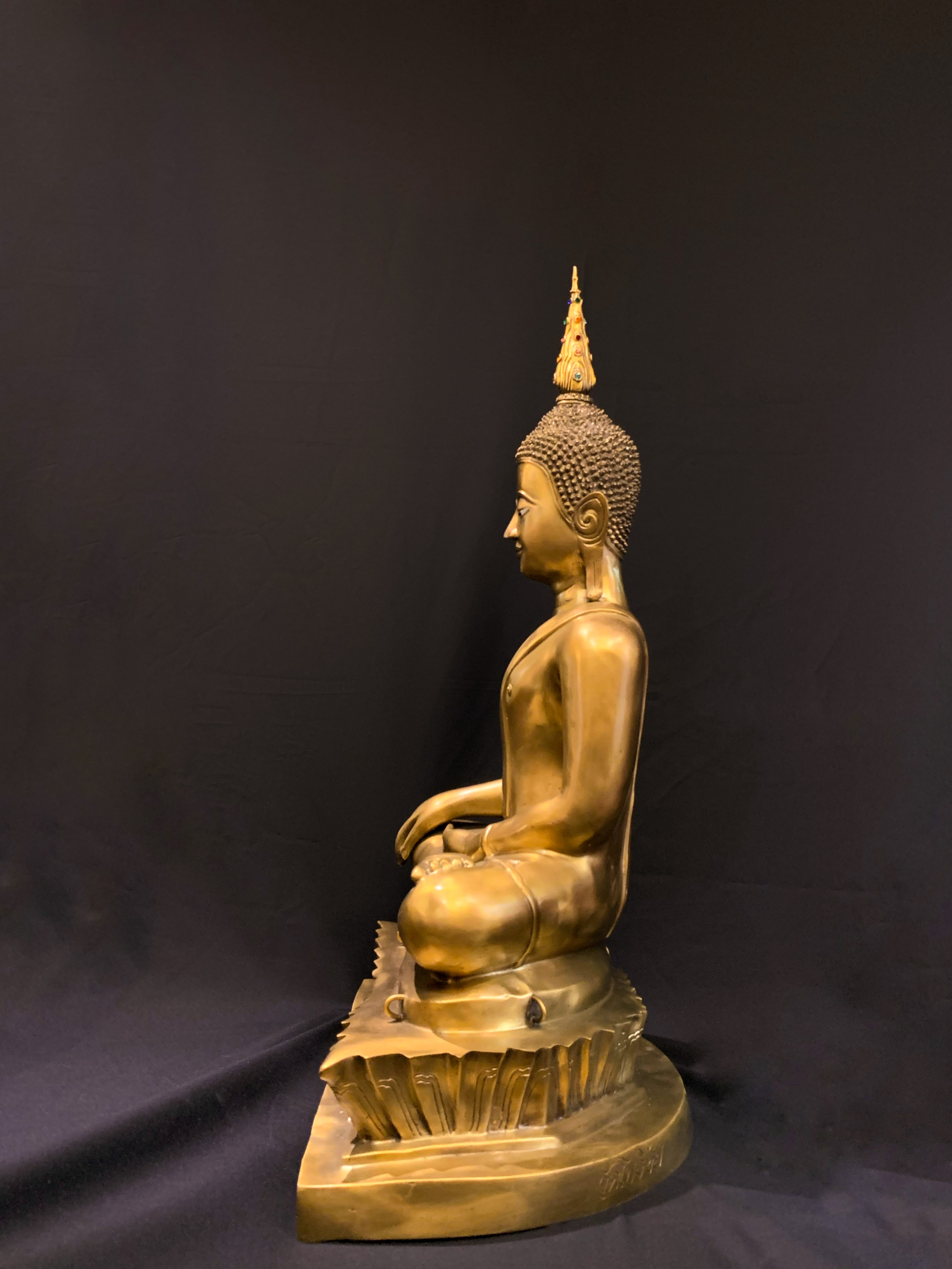 หลวงพ่อพระใส 52 รุ่น บารมีพ่อ หน้าตัก 19 นิ้ว