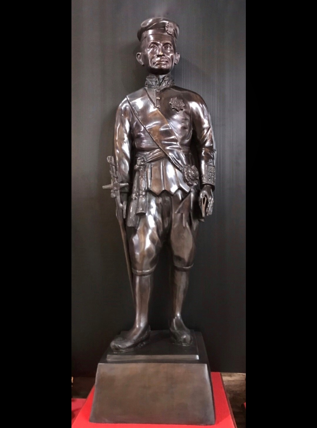 รัชกาลที่ 4 สูง 1.20 เมตร