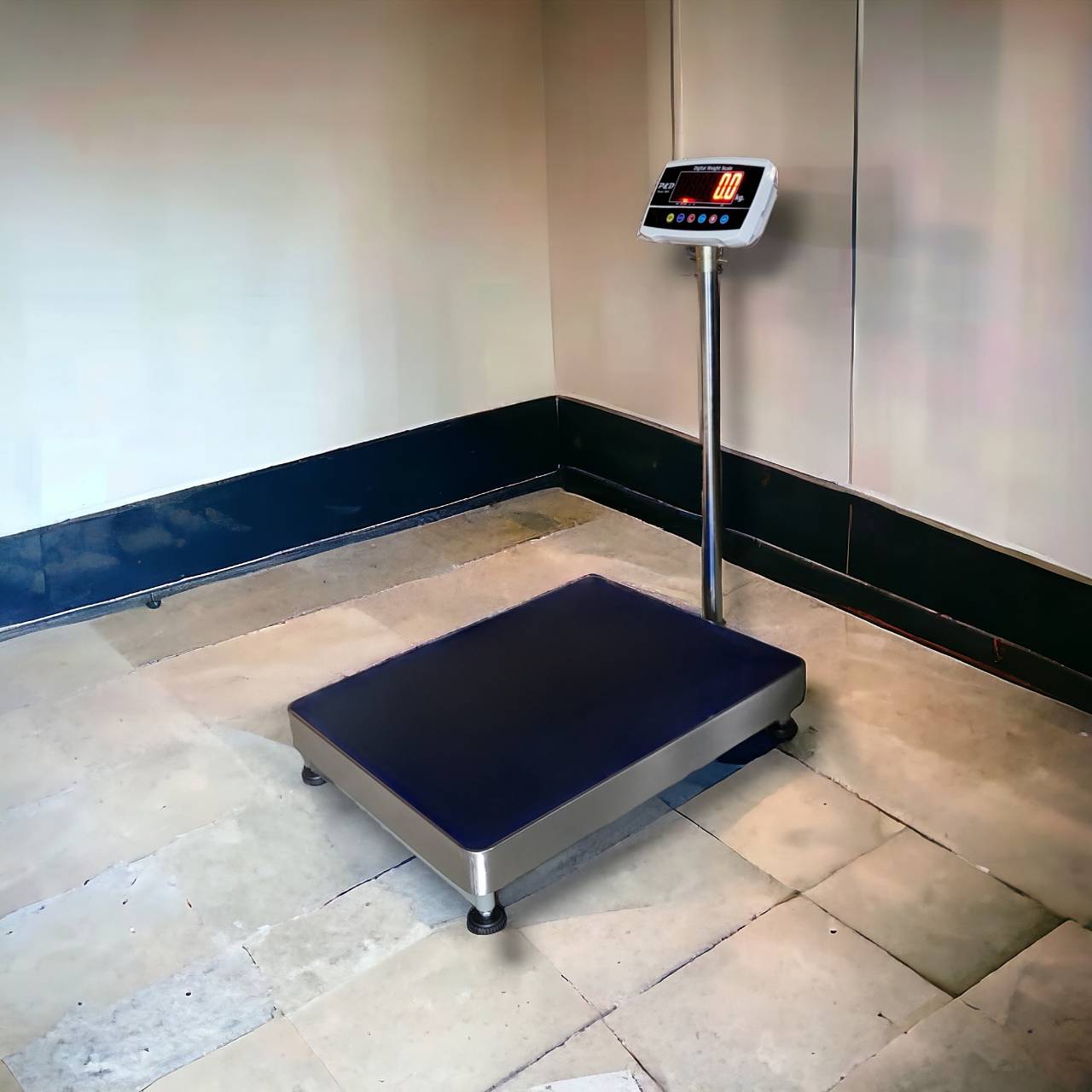 เครื่องชั่งดิจิตอล 1000 kg. ค่าละเอียด 500 g. แท่นชั่ง 80x80 cm.