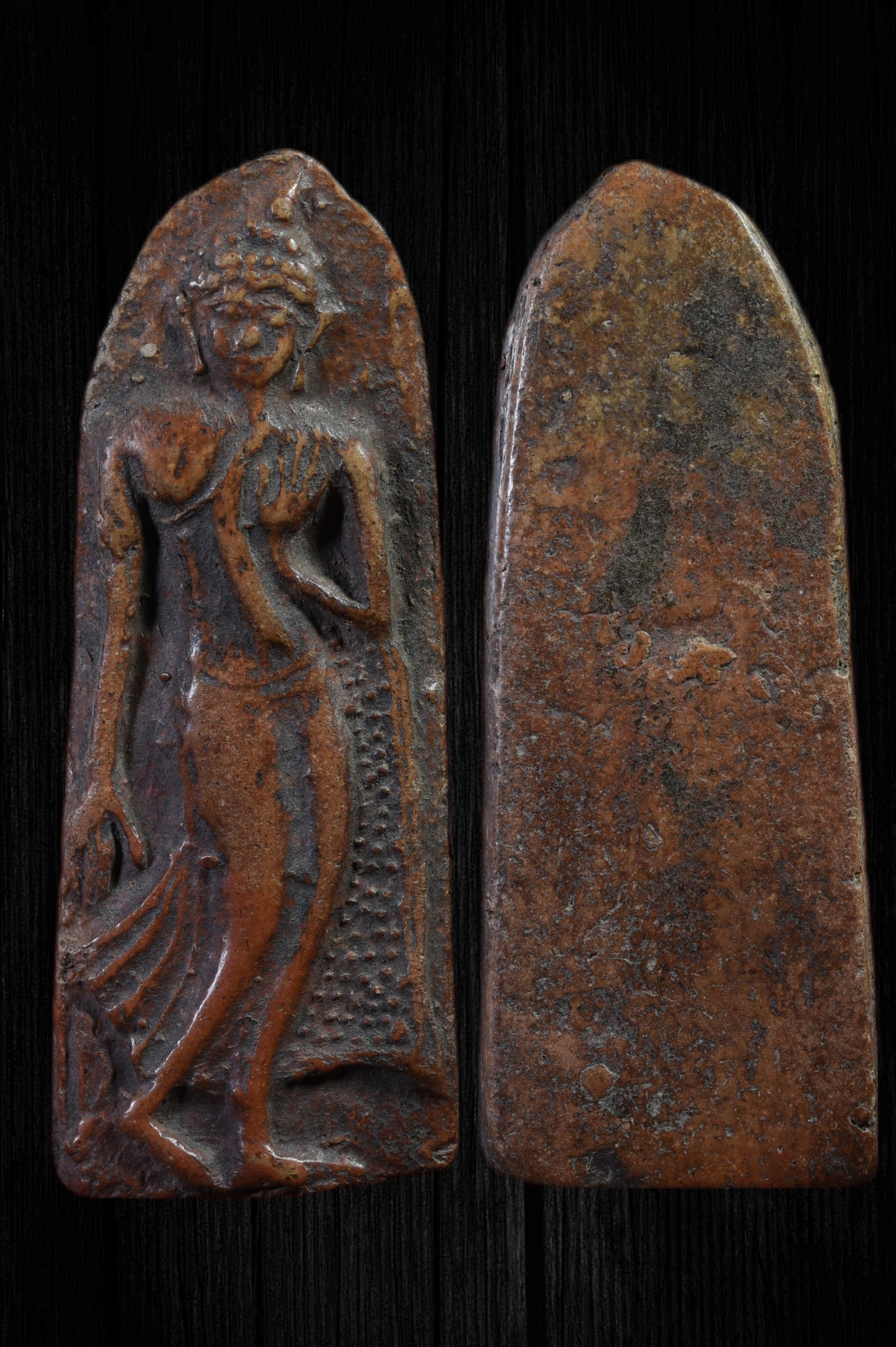 พระปางลีลา เนื้อดินเผา