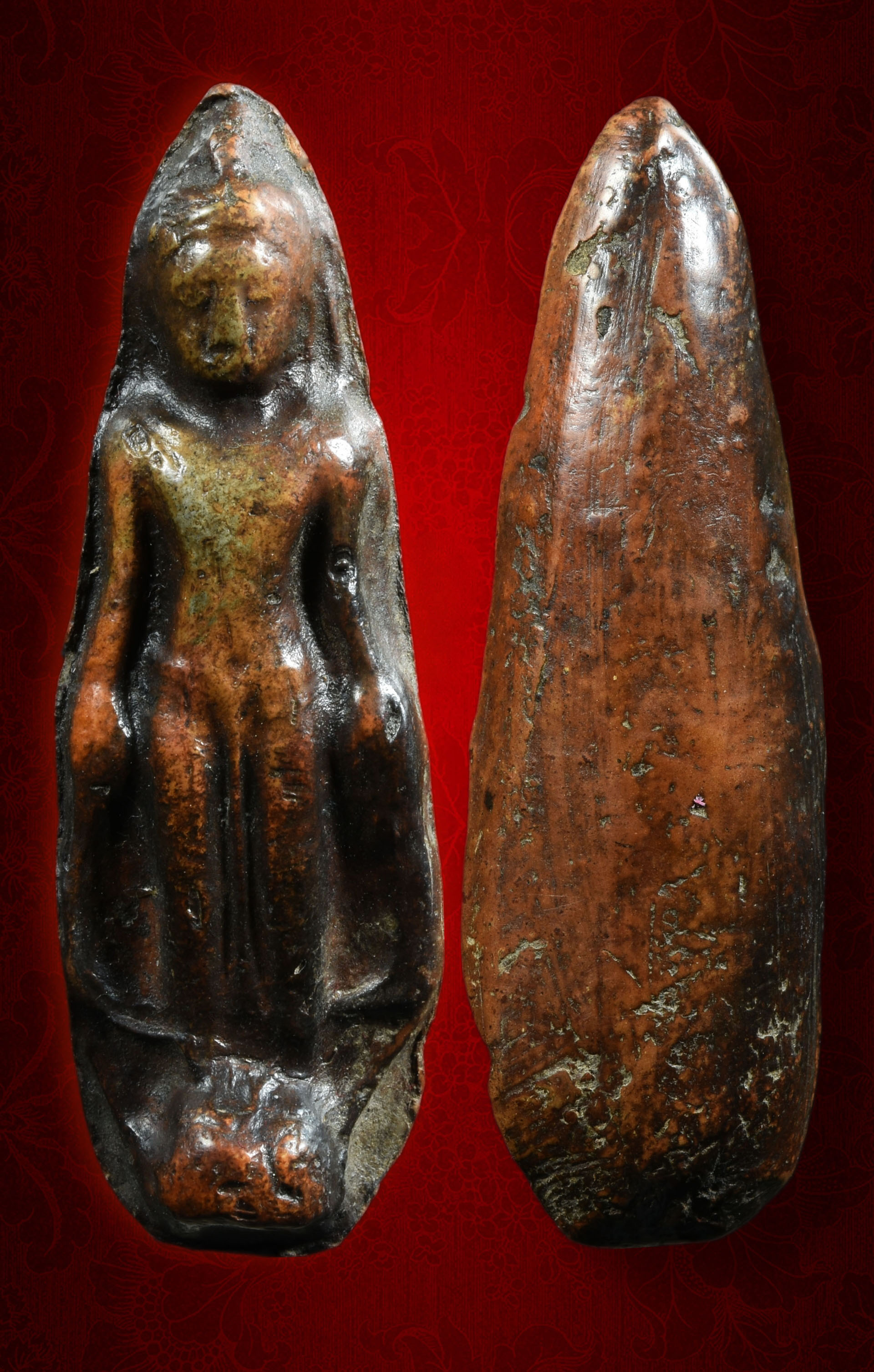 พระร่วงยืนเปิดโลก