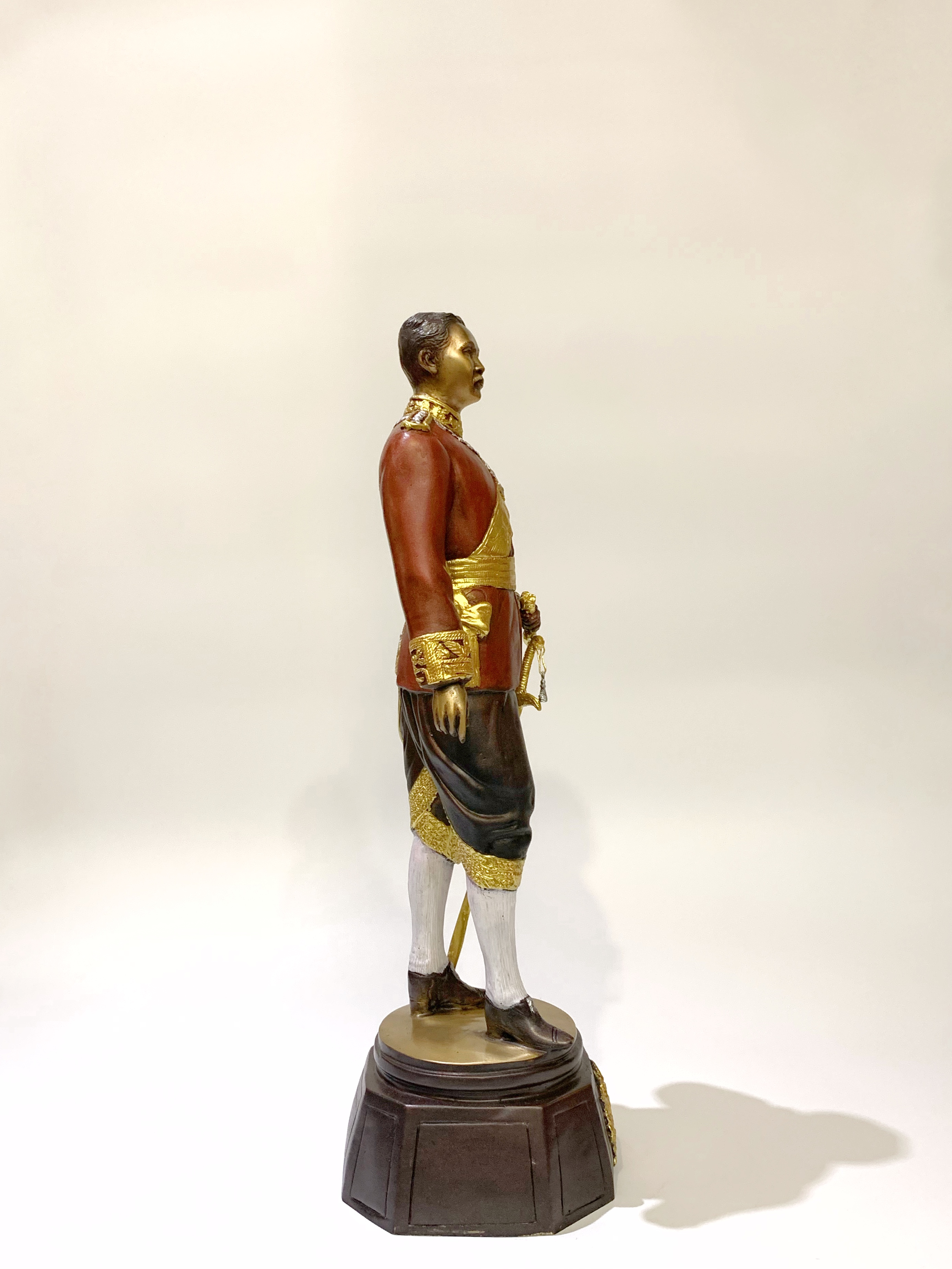 รัชกาลที่ 5 หน้าตัก 9 นิ้ว