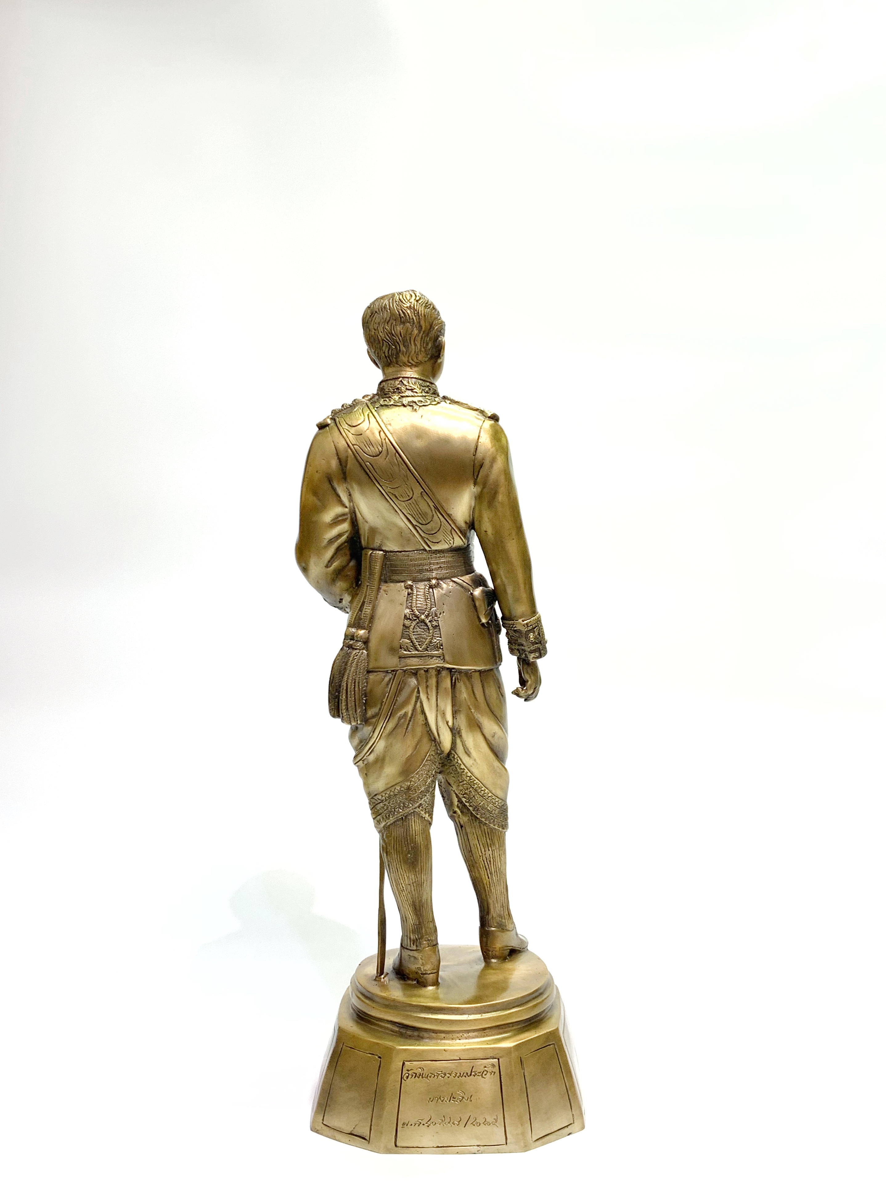 รัชกาลที่ 5 หน้าตัก 9 นิ้ว