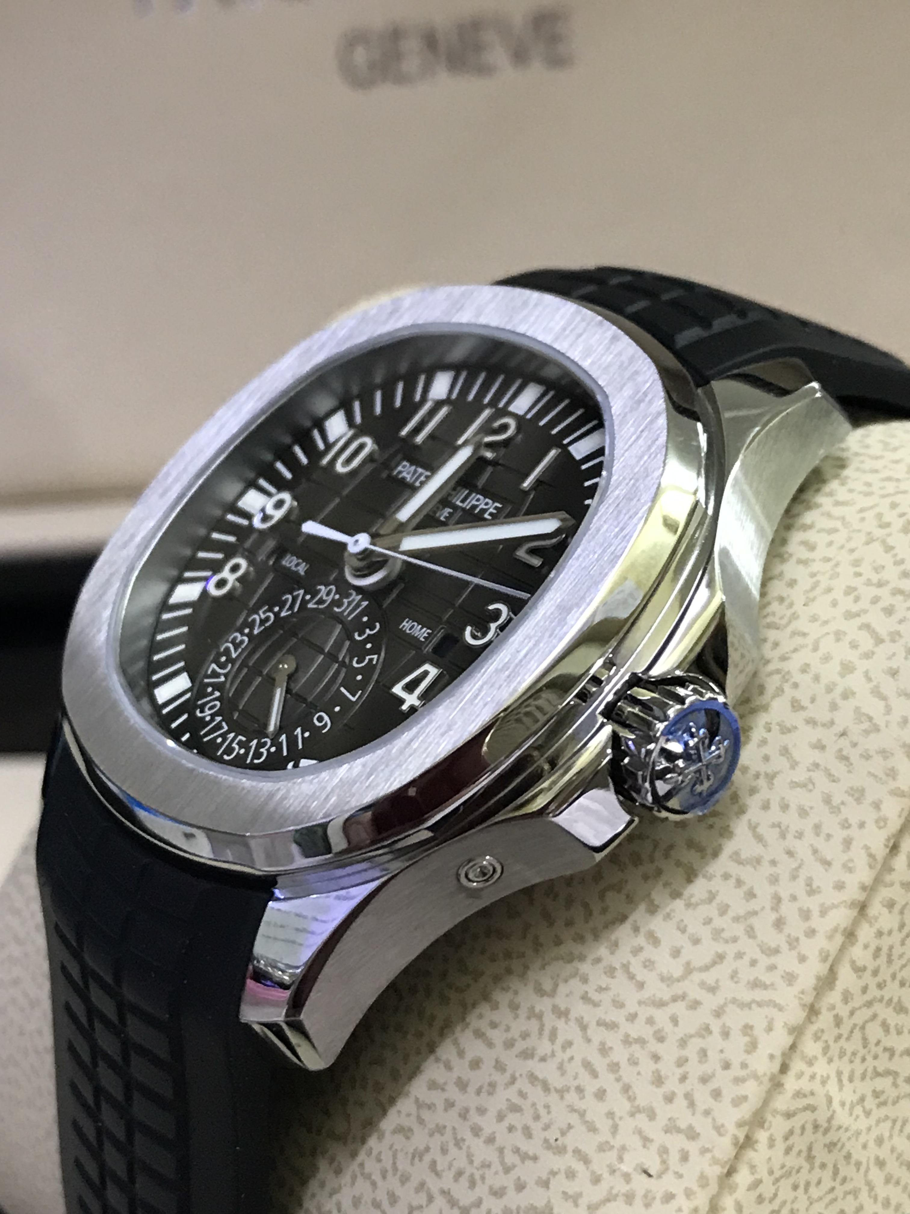 Patek Philippe Aquanaut 5164A-001