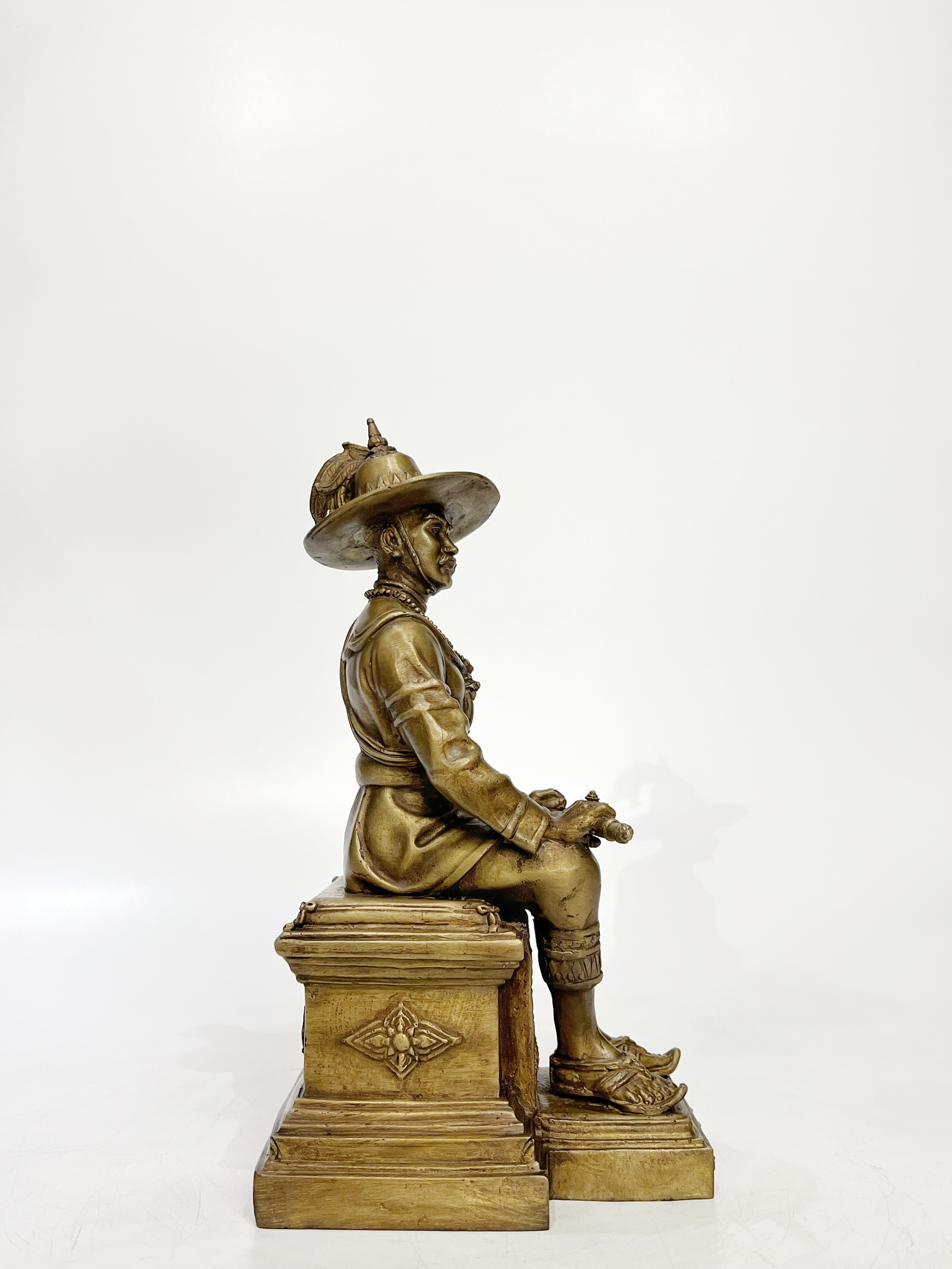 สมเด็จพระเจ้าตากสินมหาราช นั่งบัลลังก์ หน้าตัก 5 นิ้ว