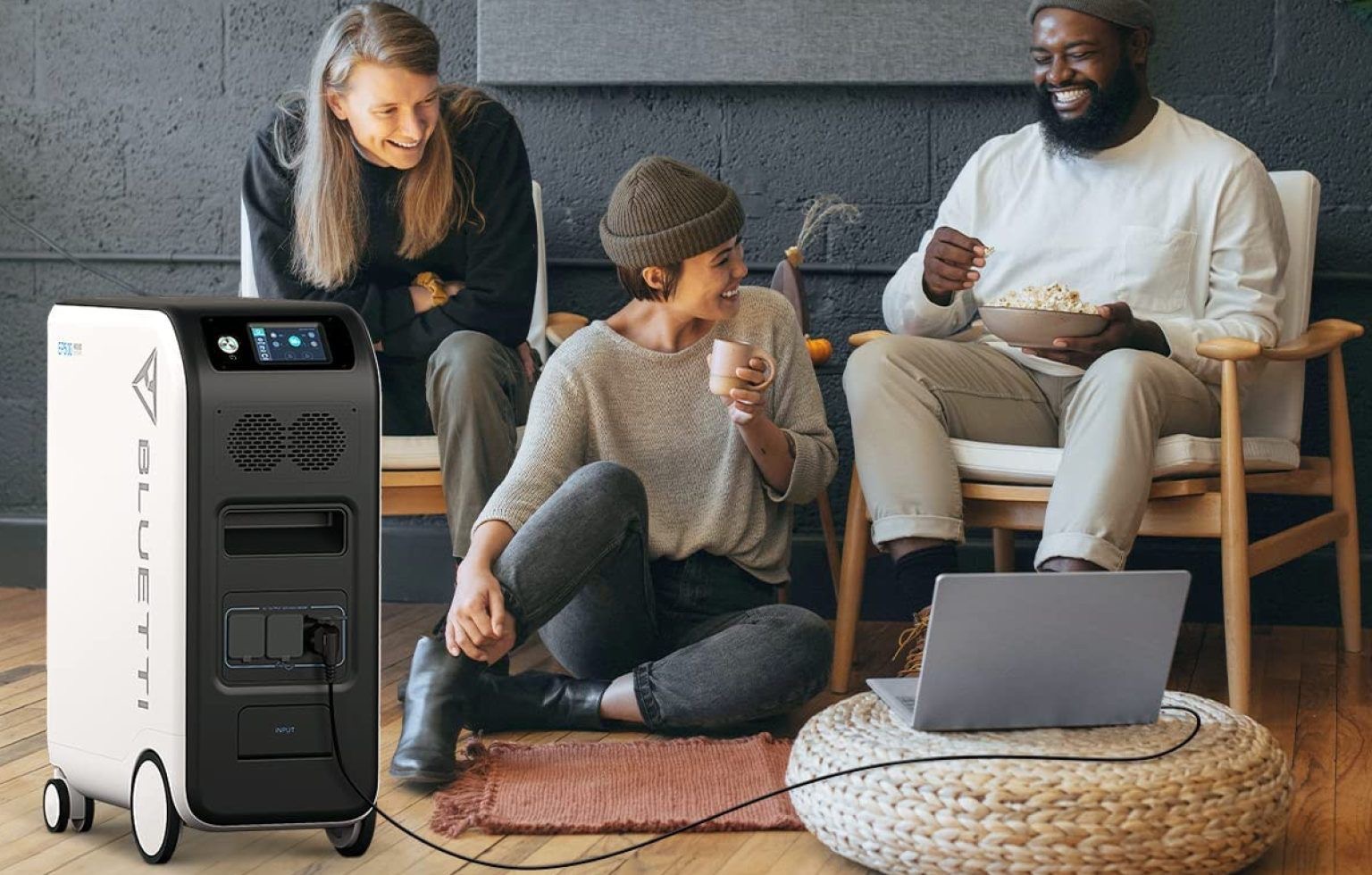 BLUETTI EP500Pro Portable Power Station + PV350 Solar Cell เซทแบตเตอรี่สำรองพกพา พร้อมโซลาร์เซลล์