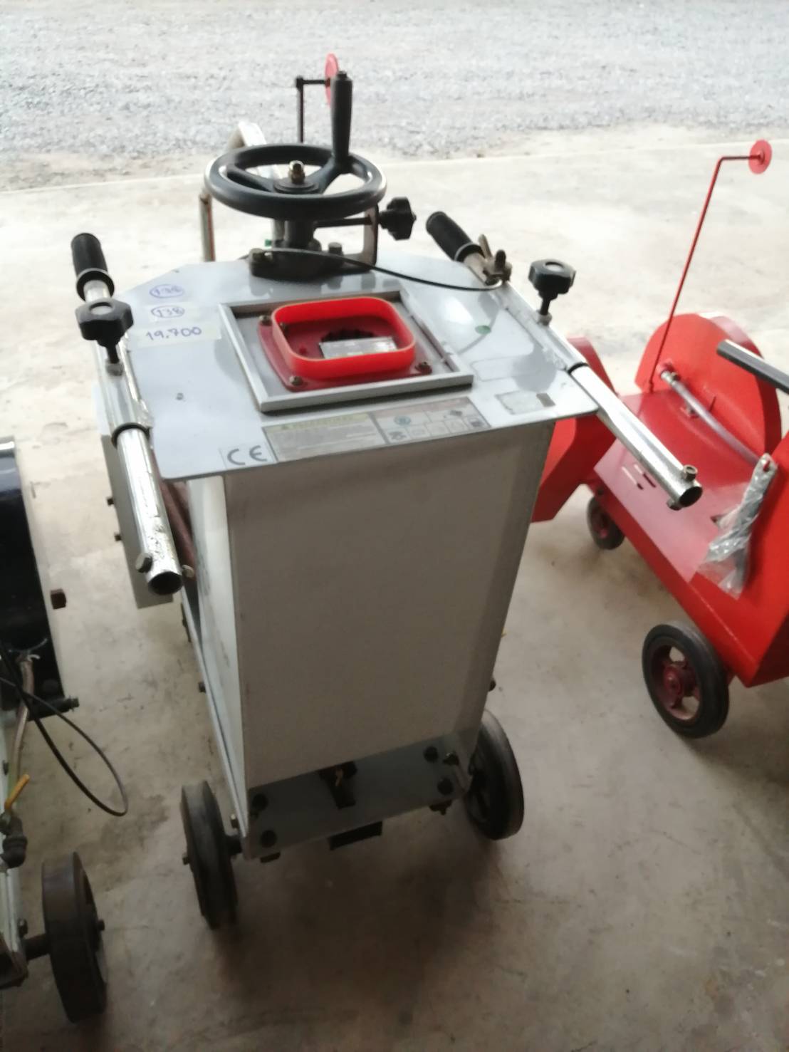 แท่นตัดถนน QLS16F (เฉพาะแท่น) OPO