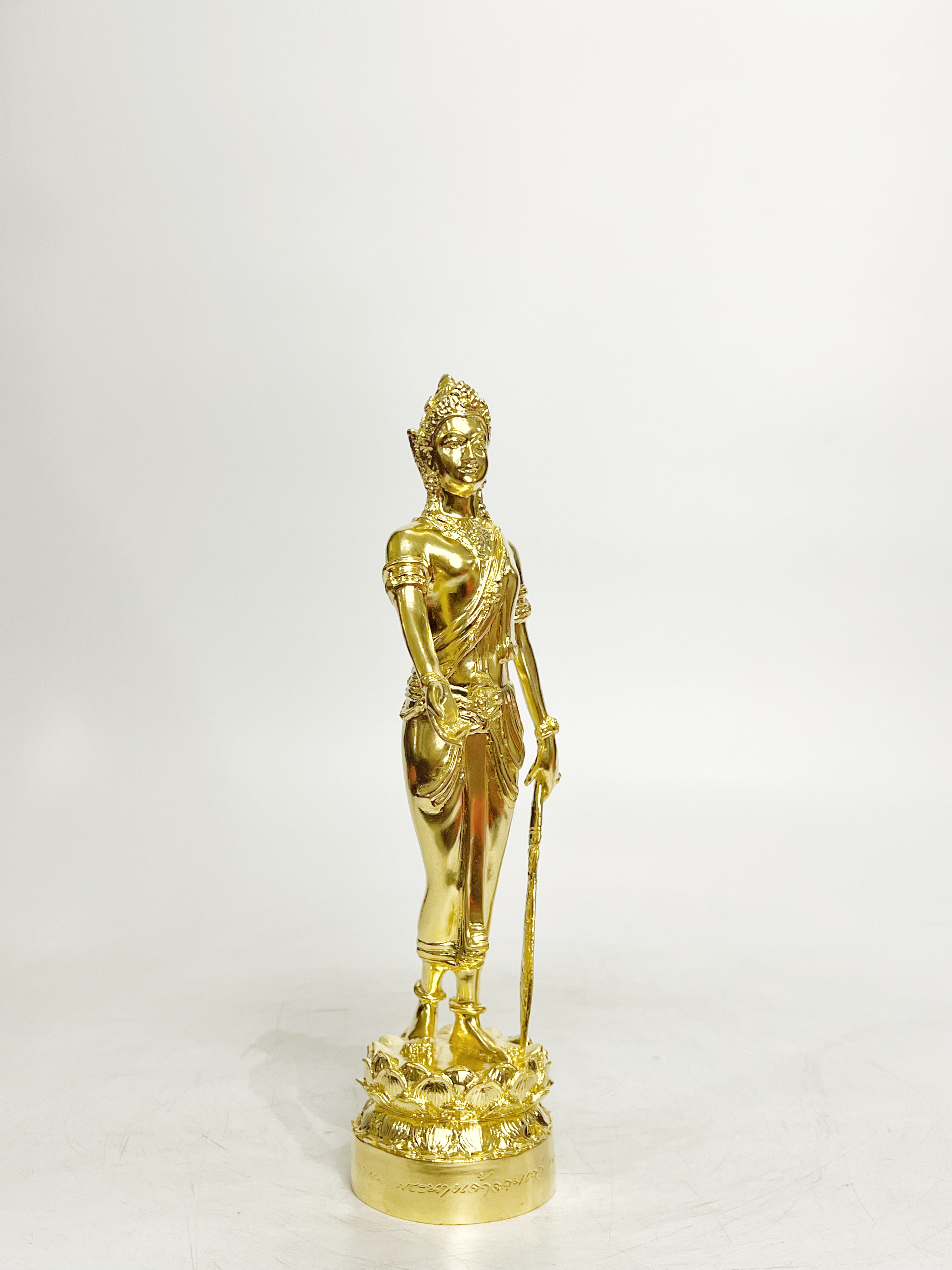 พระนางจามเทวี สูง 11 นิ้ว