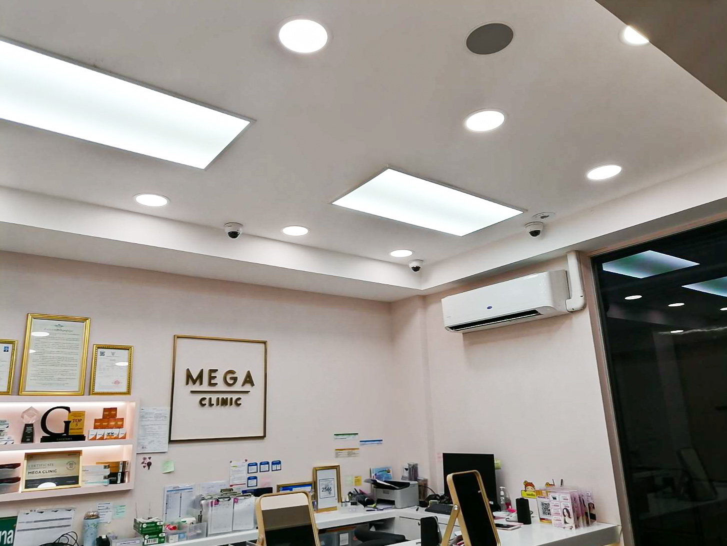 ติดตั้งระบบเสียงตามสายคลินิก MEGA CLINIC สาขา สยาม สแควร์