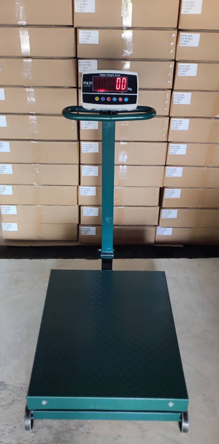 เครื่องชั่งดิจิตอล 500 kg. ค่าละเอียด 100 g. แท่นชั่ง 60x80 cm. มีล้อ