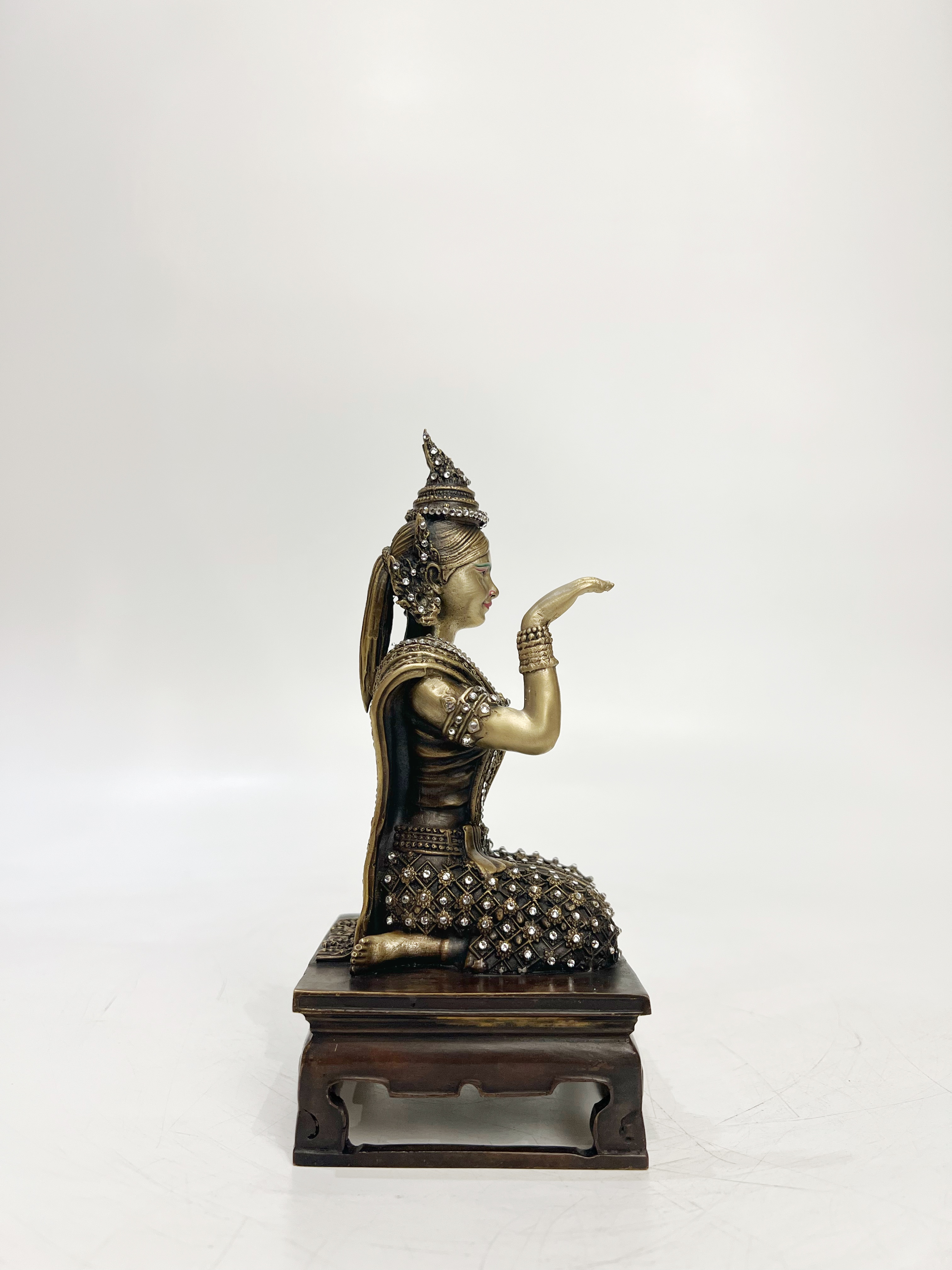 แม่นางกวัก หน้าตัก 5 นิ้ว