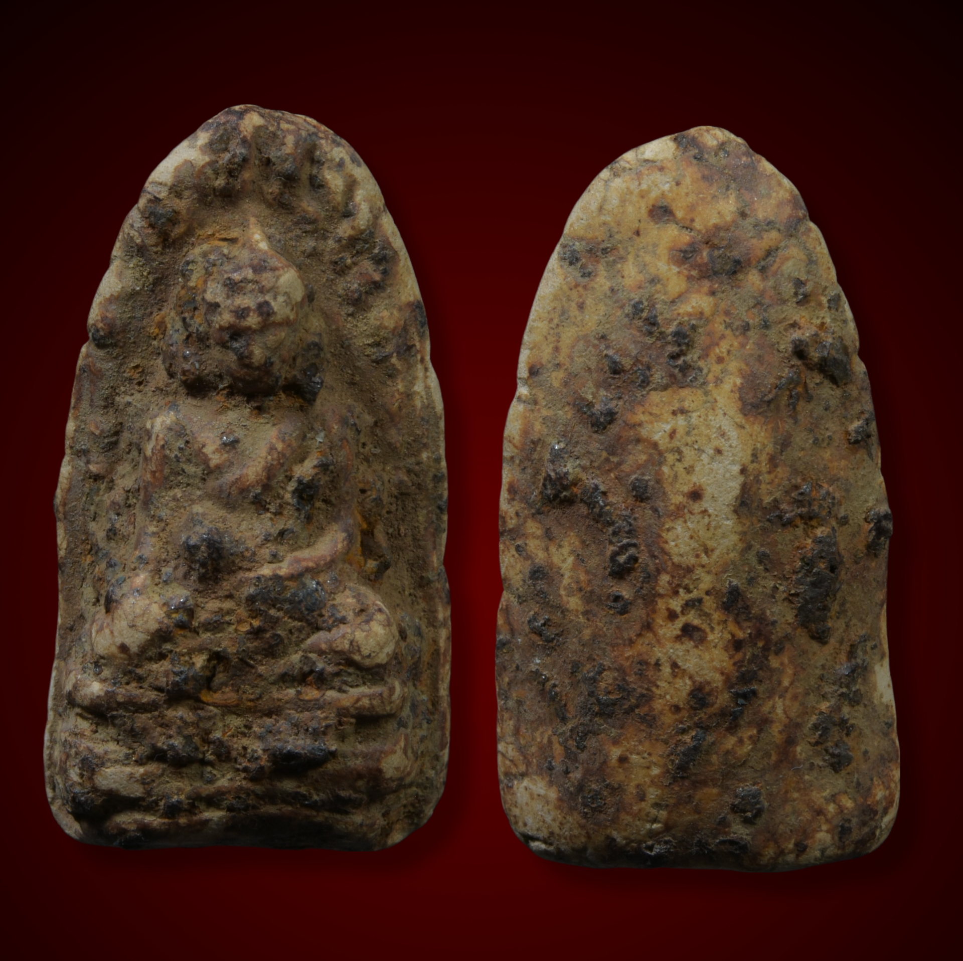 พระรอด กรุวัดอุโมงค์