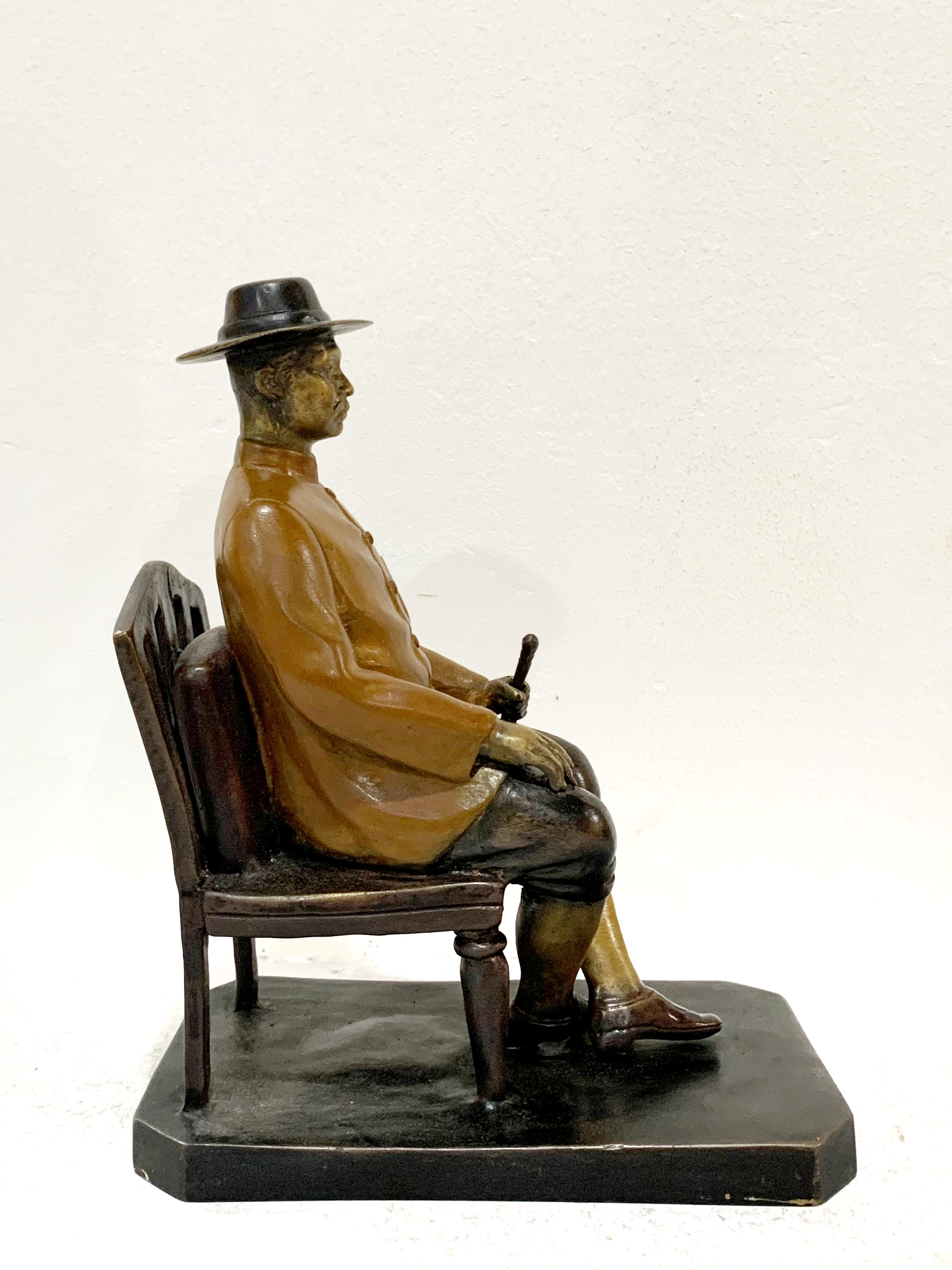 รัชกาลที่ 5 ประทับเก้าอี้ หน้าตัก 5 นิ้ว