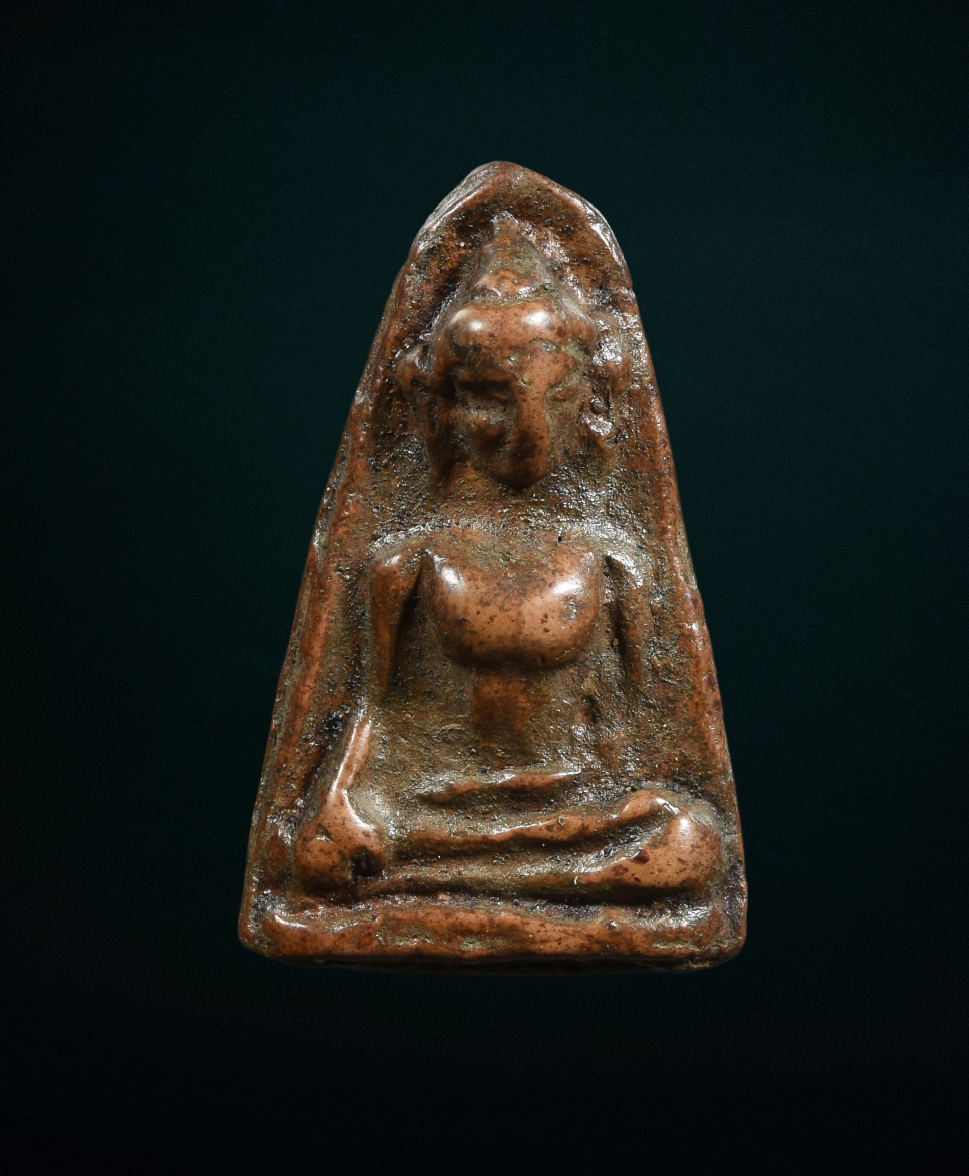 พระผงสุพรรณ เนื้อดิน