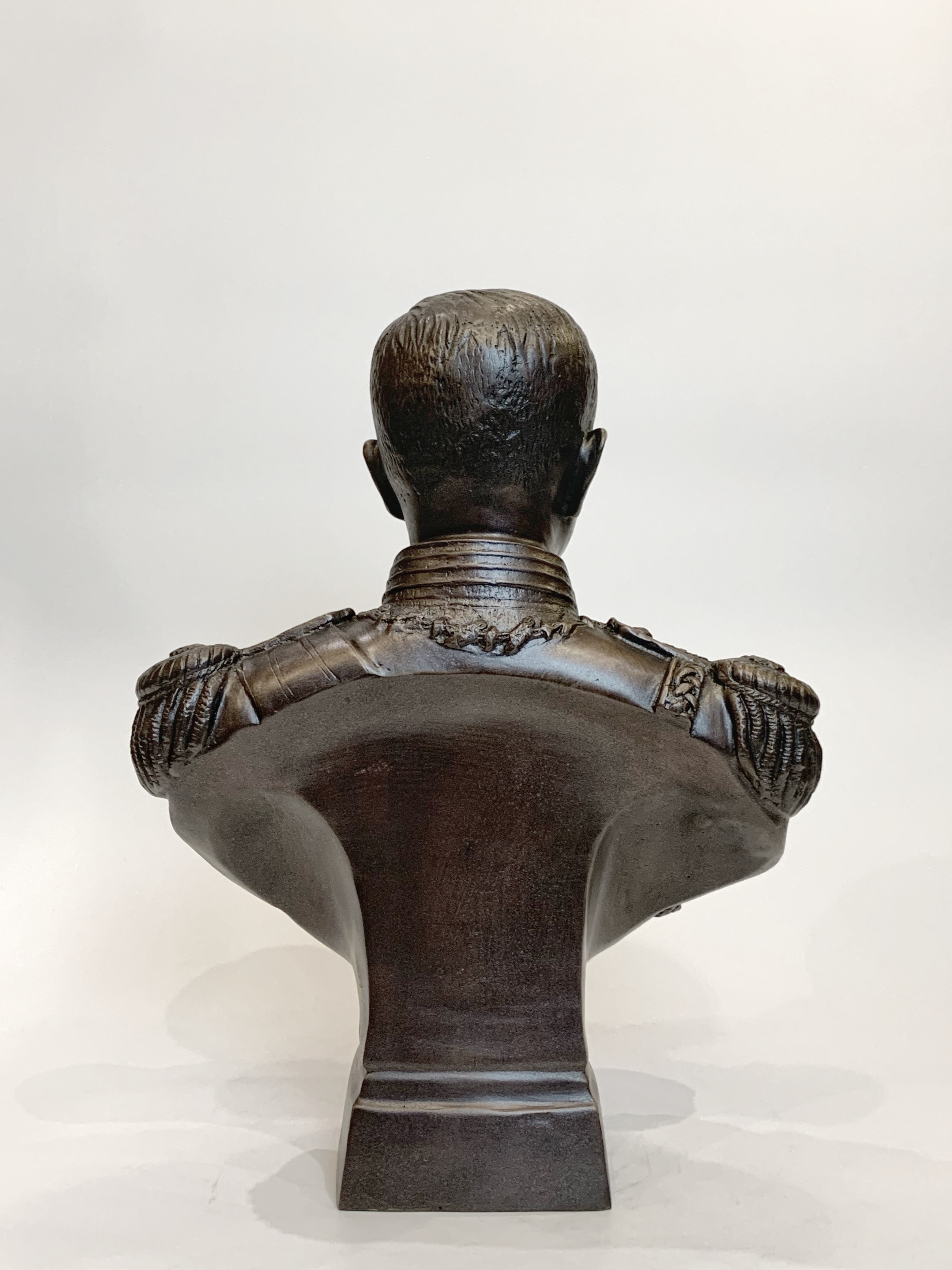 เสด็จเตี่ยกรมหลวงชุมพร ครึ่งพระองค์