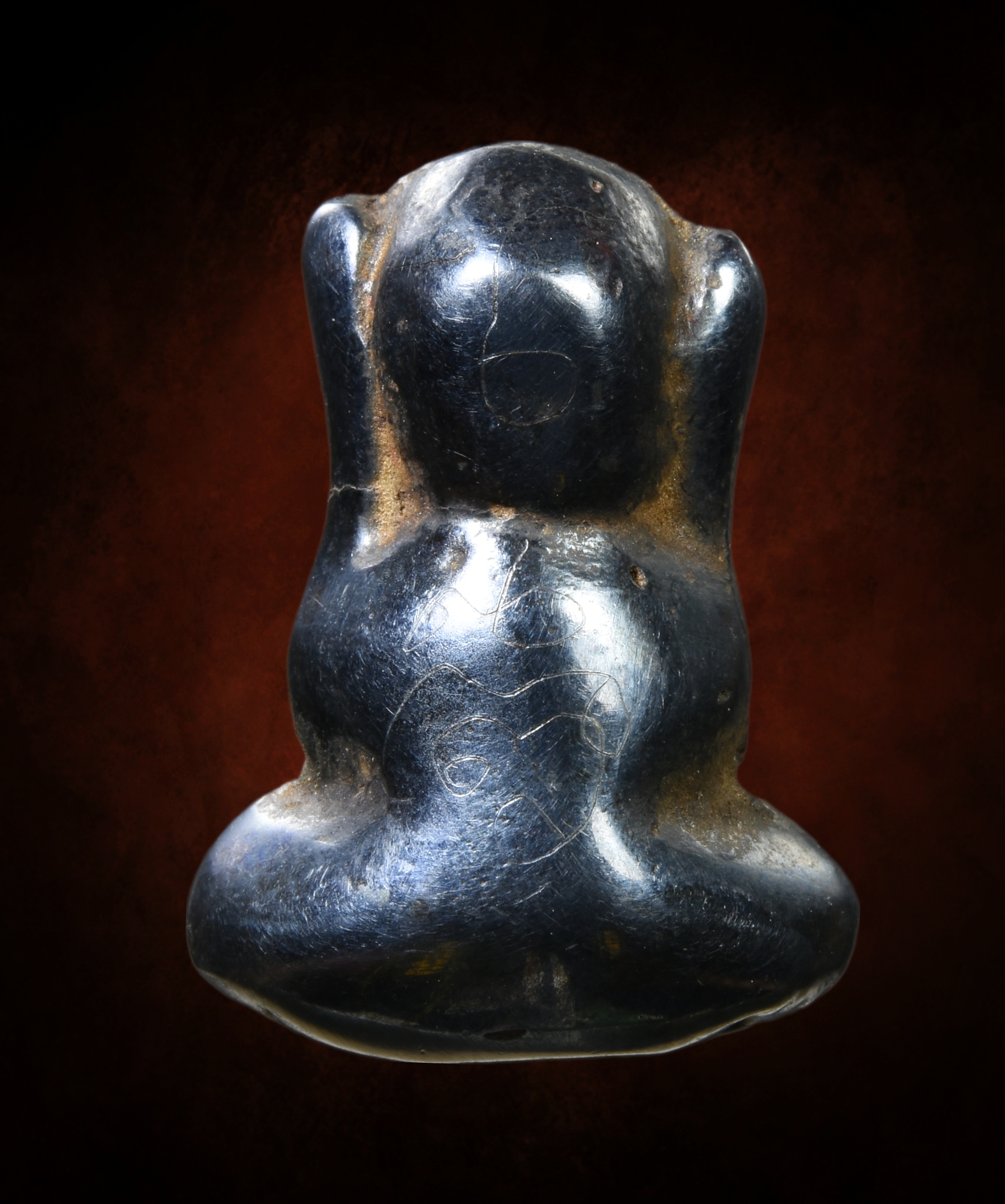 พระปิดตาหลวงปู่นาค เนื้อเมฆพัตร