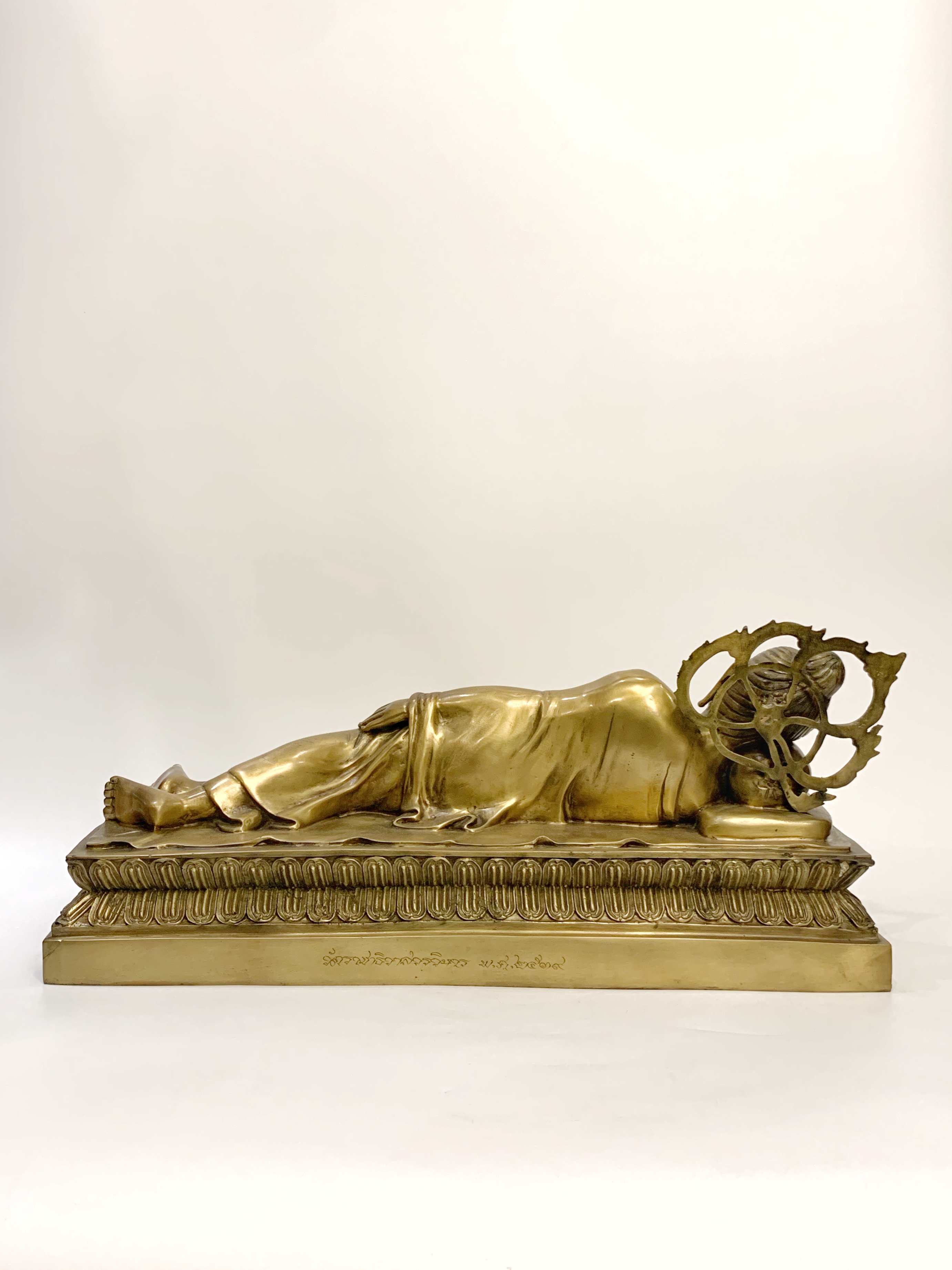 พระพุทธรูป ปางไสยาสน์ หน้าตัก 9 นิ้ว