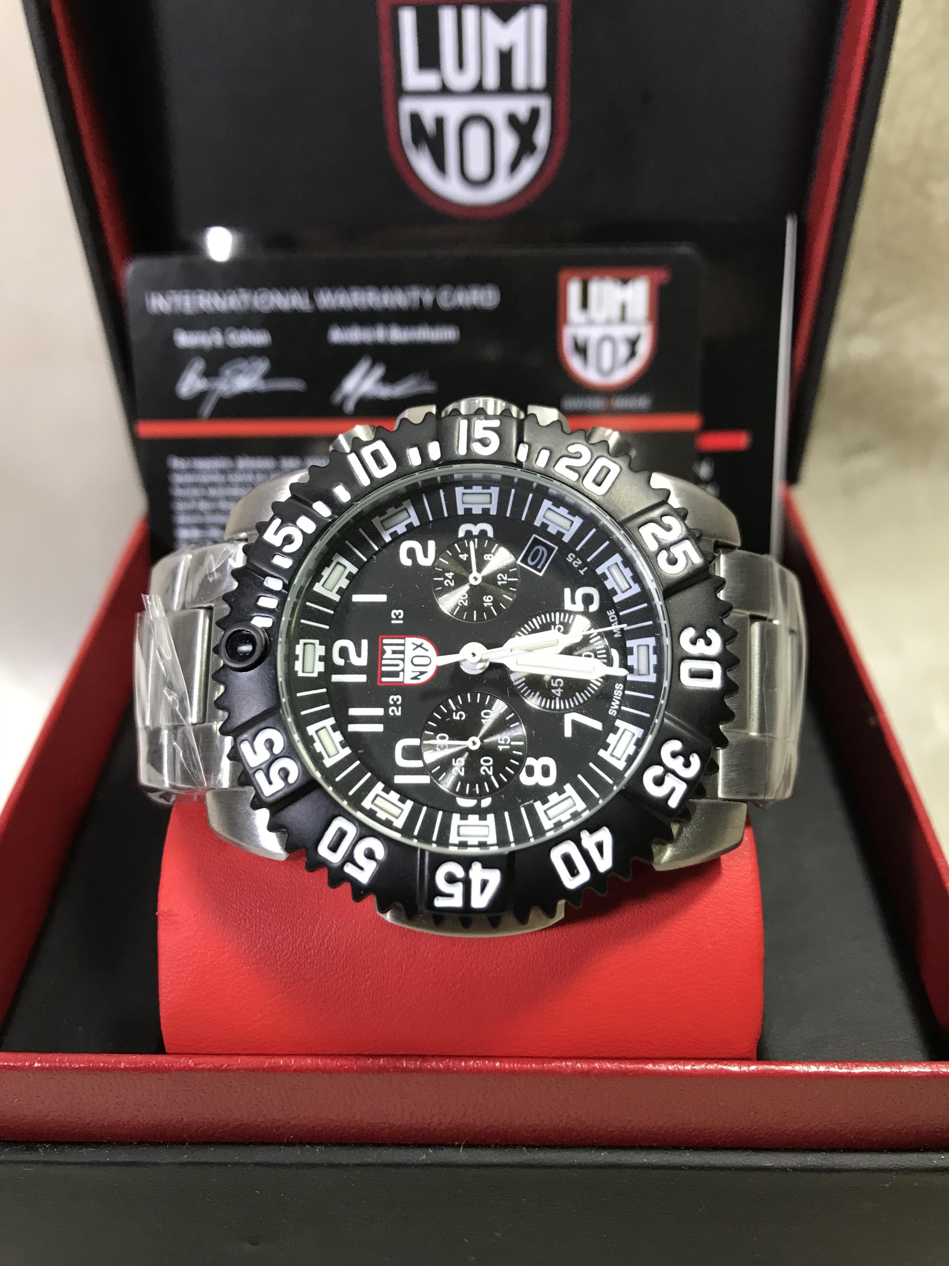 Luminox