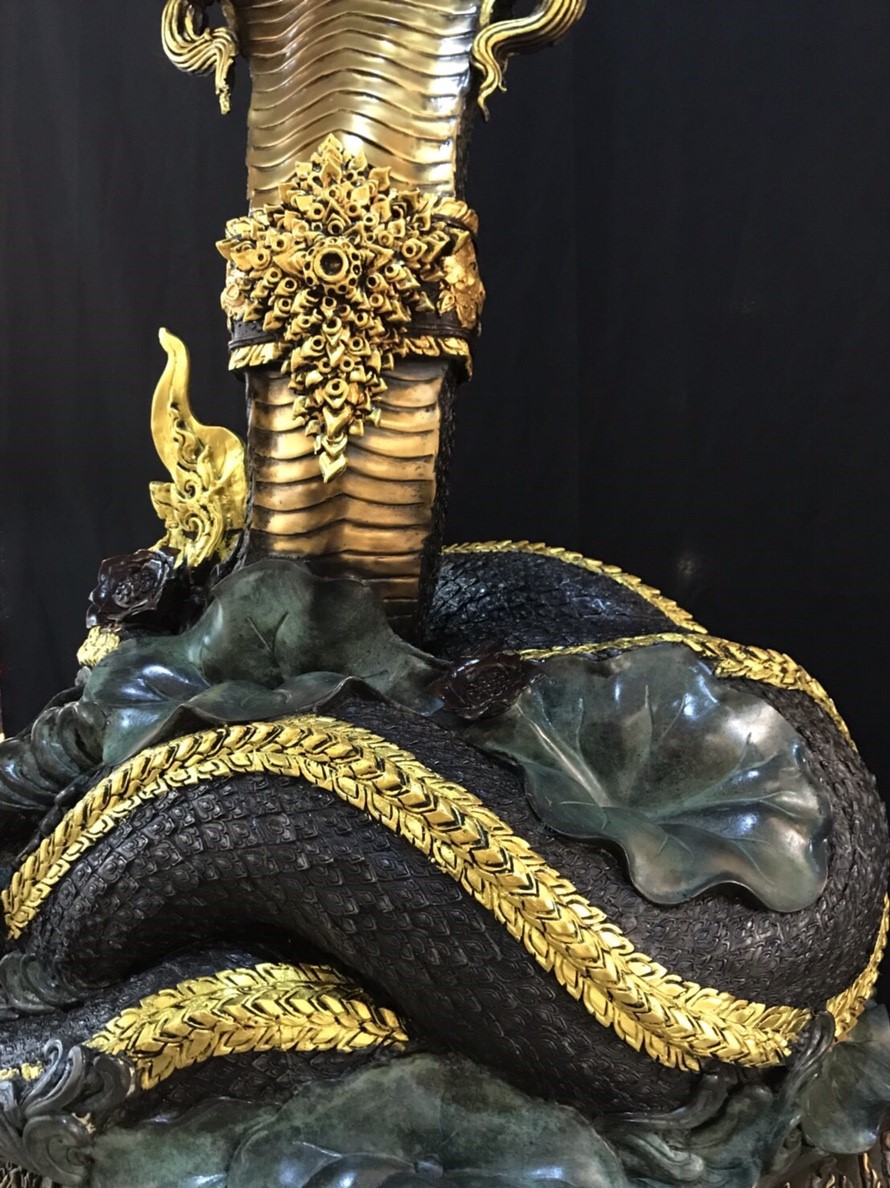 พญานาค สูง 149 cm.