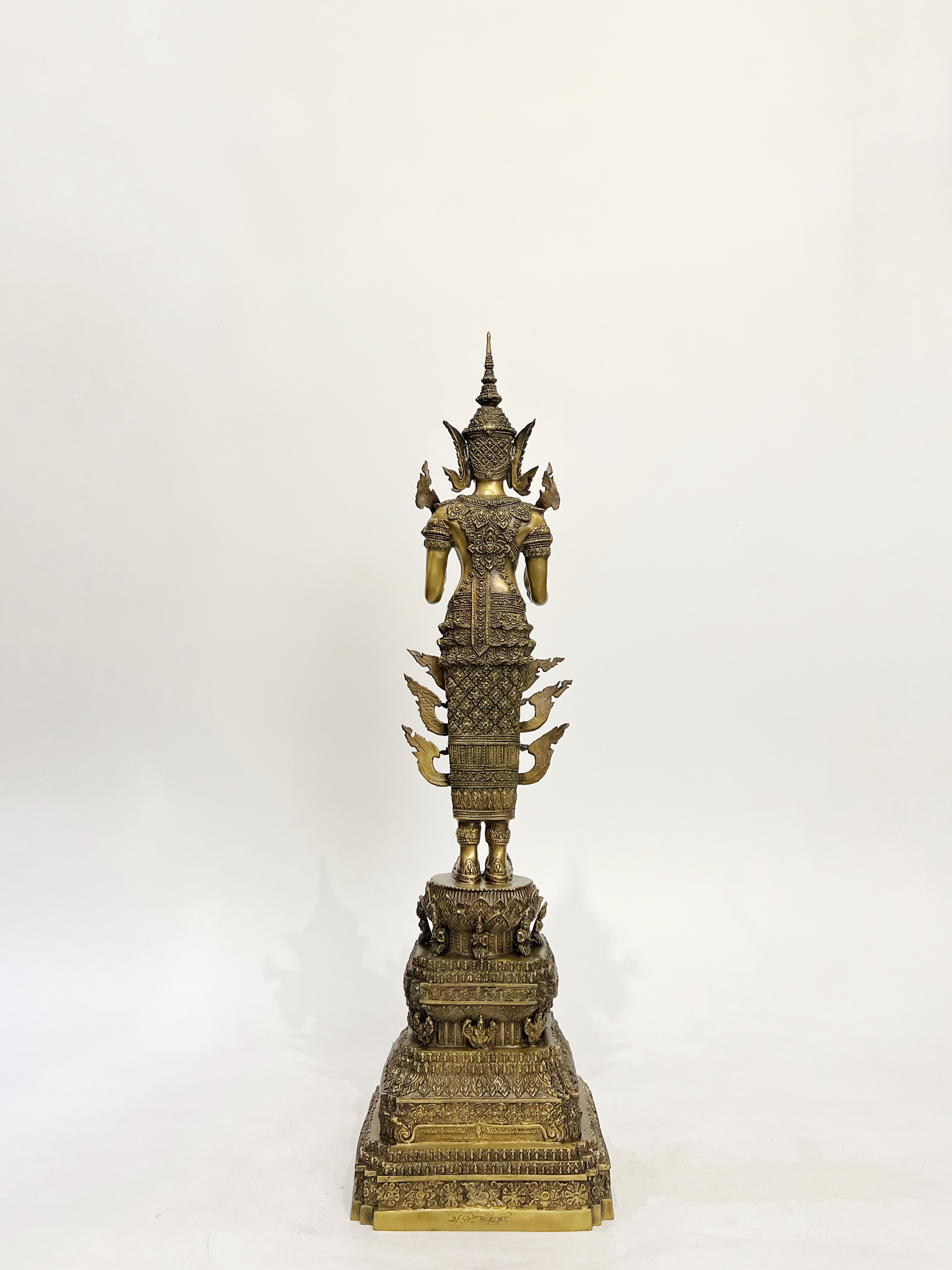 พระพุทธรูป พร้อม เทวรูป ทรงเครื่องจักพรรดิ์ หน้าตัก 5 นิ้ว (รวม 8 องค์)