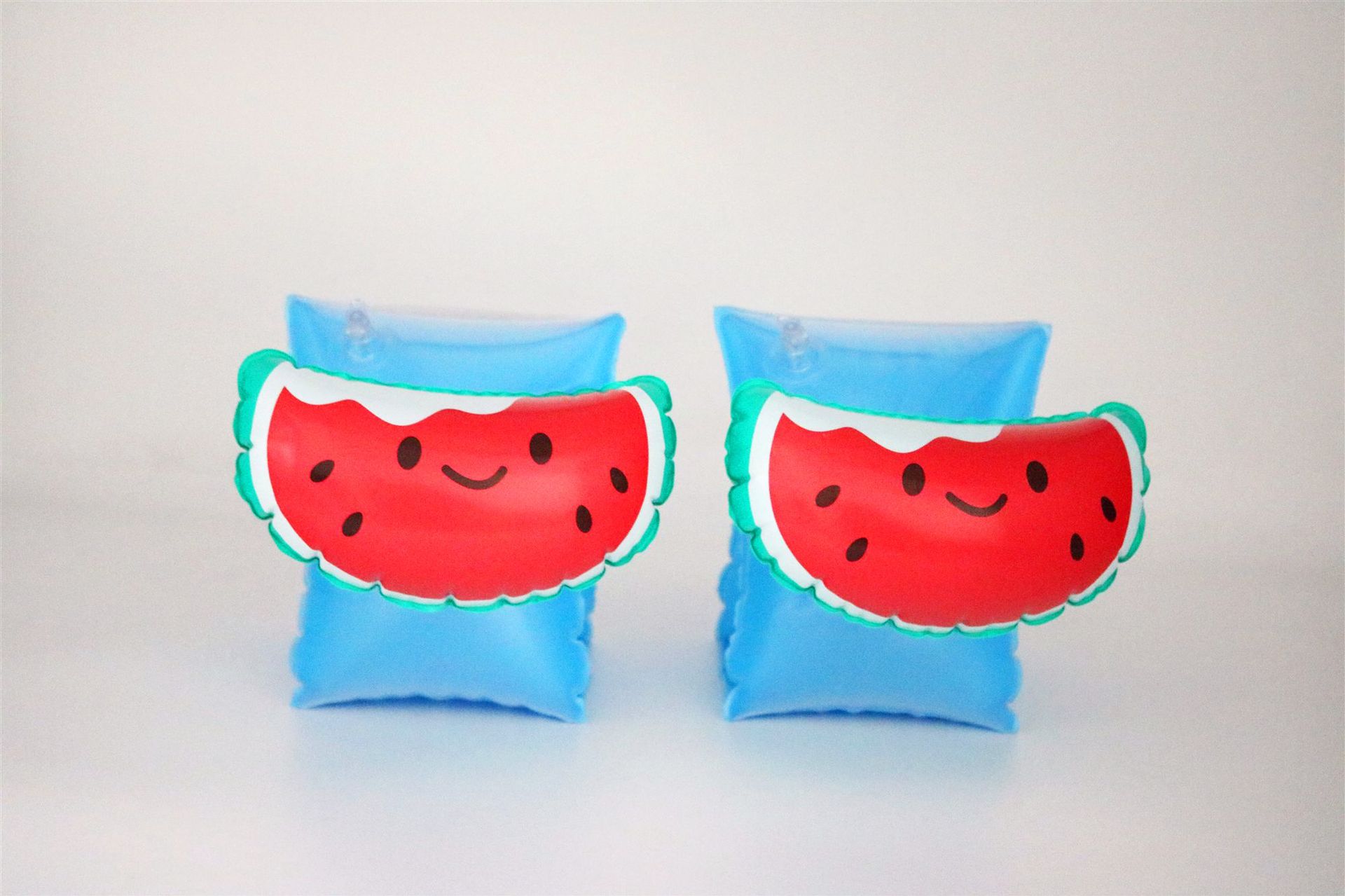 ปลอกแขนว่ายน้ำสำหรับเด็ก ลายแตงโม Inflatable Watermelon Arm Band for kid